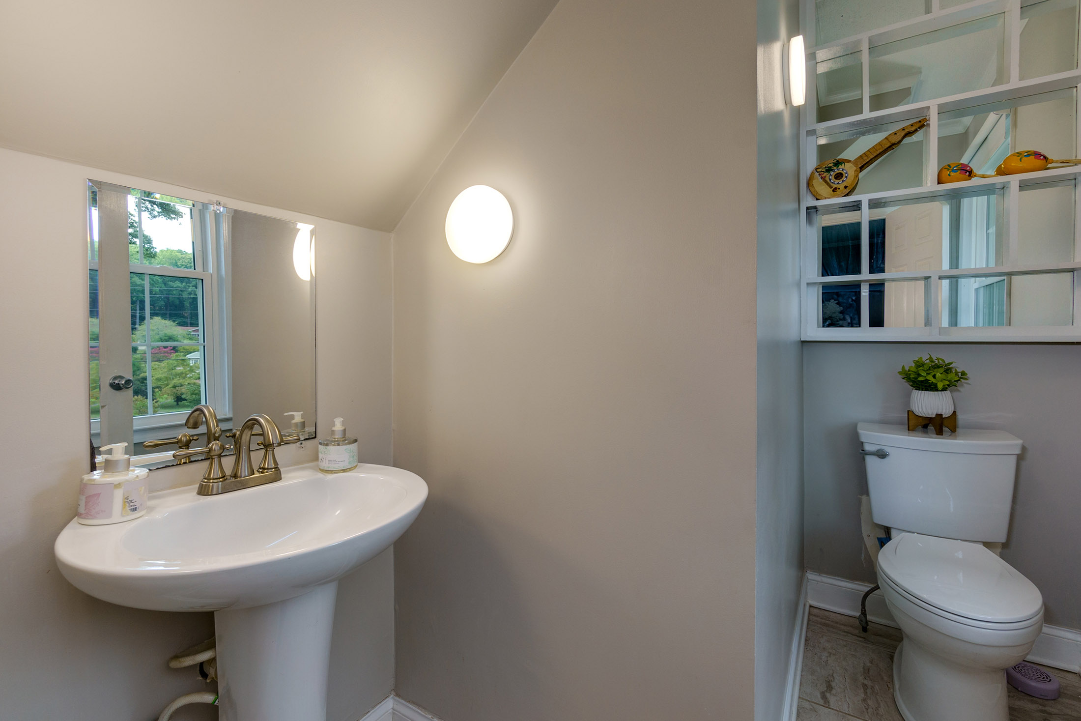  Thoughtfully Designed for Comfort, Privacy & Entertaining - 物件實景