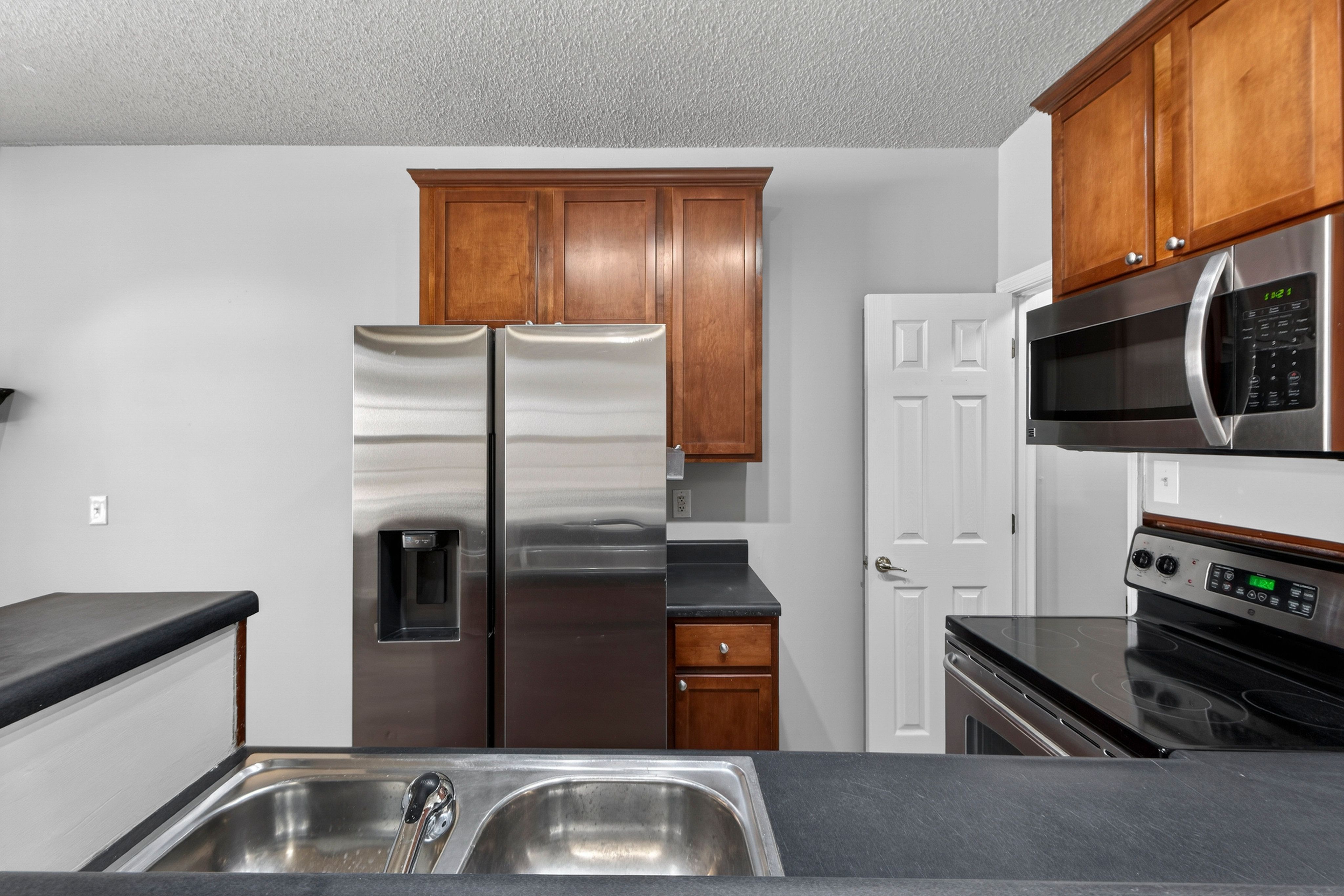  911 West 41st Place, Kansas City, MO 64111 - 物件實景