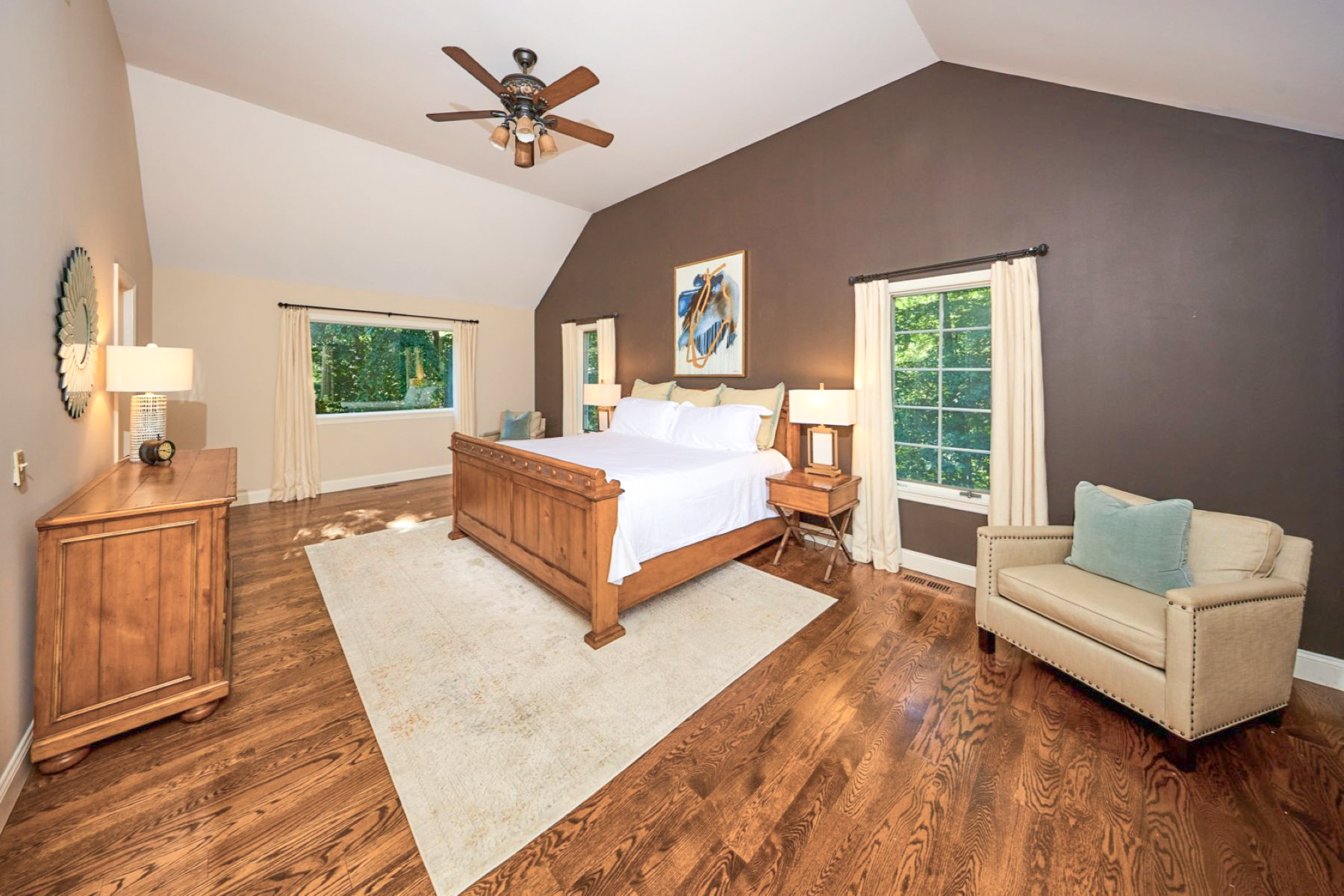  Bight, Beautiful Colonial Style Home in Weston - 物件實景