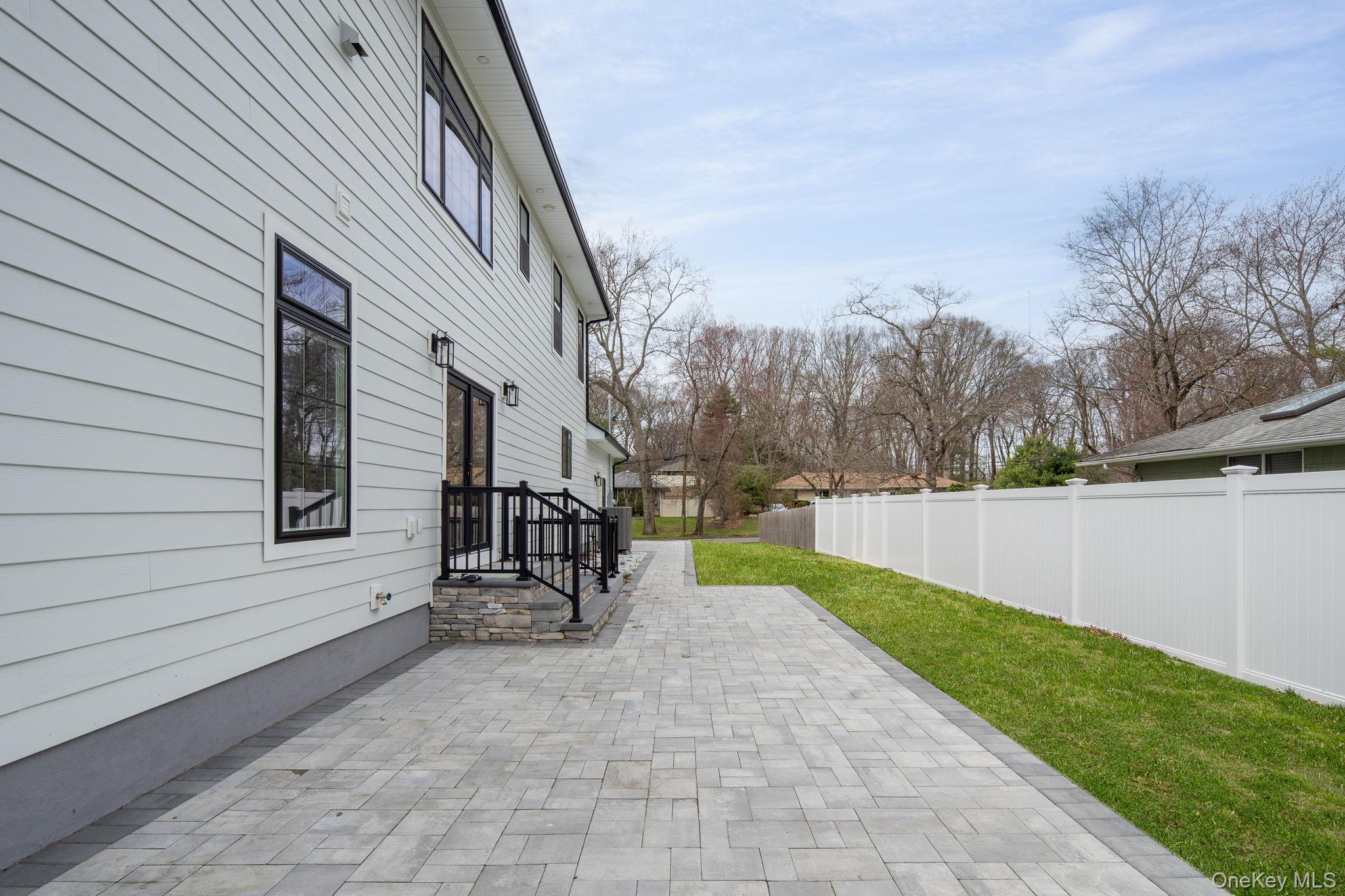  11 Edcris, Huntington, NY, 11743 - 物件實景