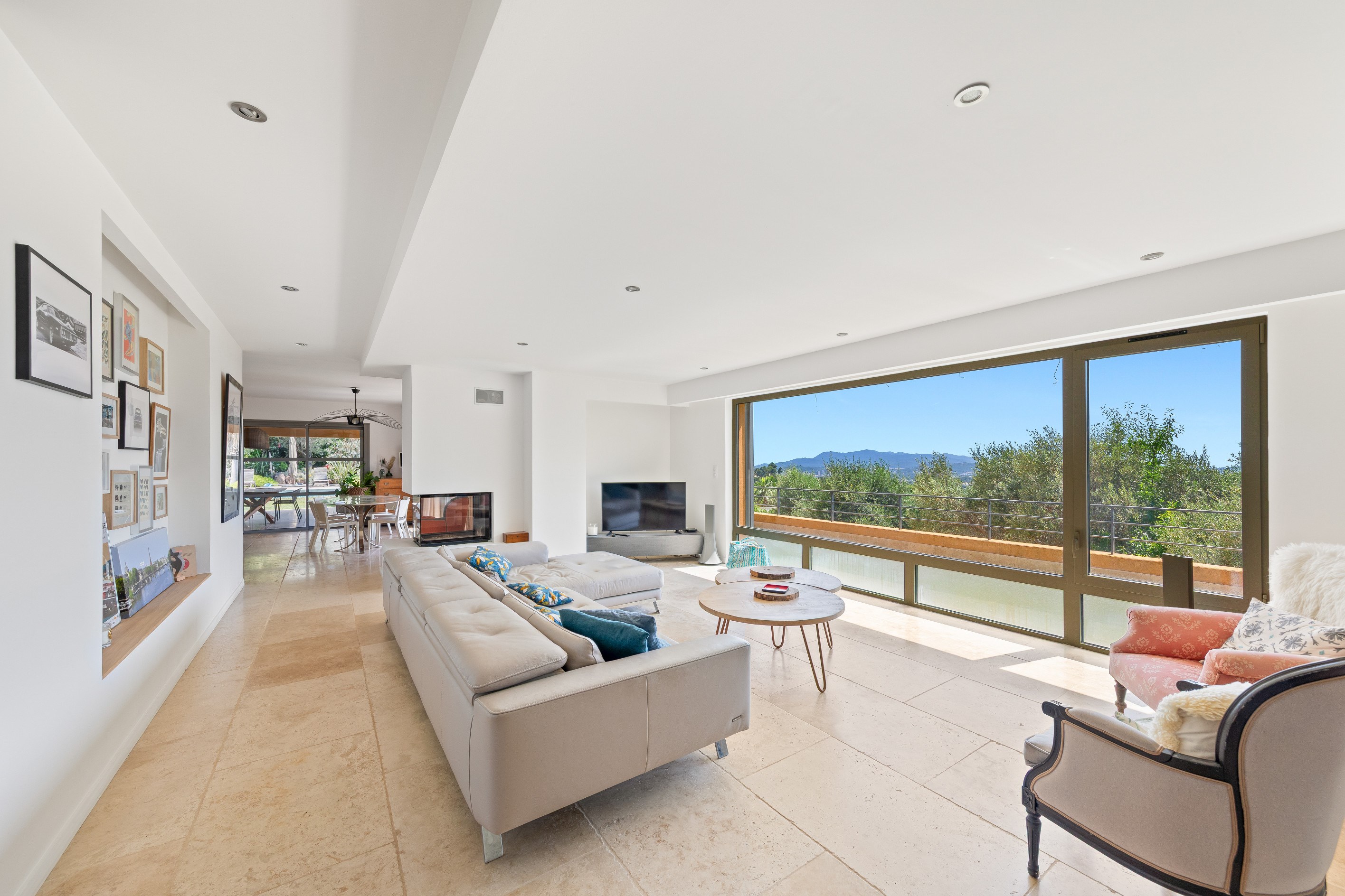  Ollioules, Faveyrolles – Family Villa with Swimming Pool and Sea Views - 物件實景
