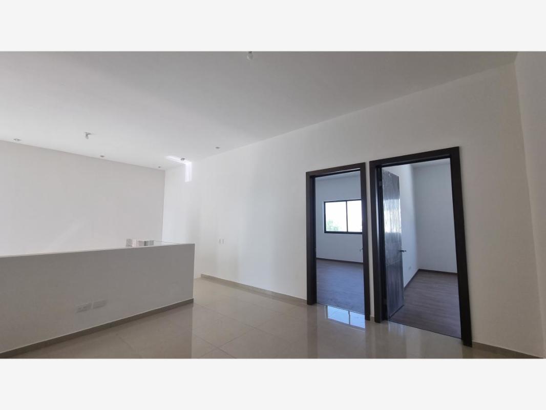 SAN VICENTE, Torreón, Coahuila de Zaragoza, 27023, Mexico, 4 Bedrooms Bedrooms, ,4 BathroomsBathrooms,Residential,For Sale,SAN VICENTE,1252249