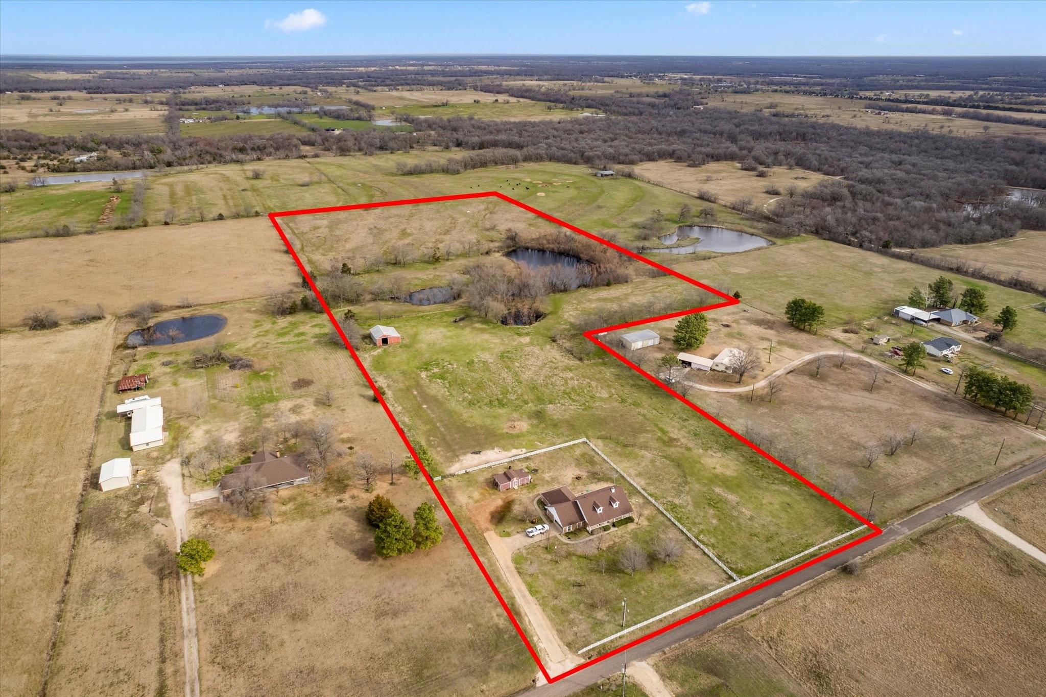 Sulphur Springs, Texas, 75482, United States, 3 Bedrooms Bedrooms, ,3 BathroomsBathrooms,Residential,For Sale,1975221