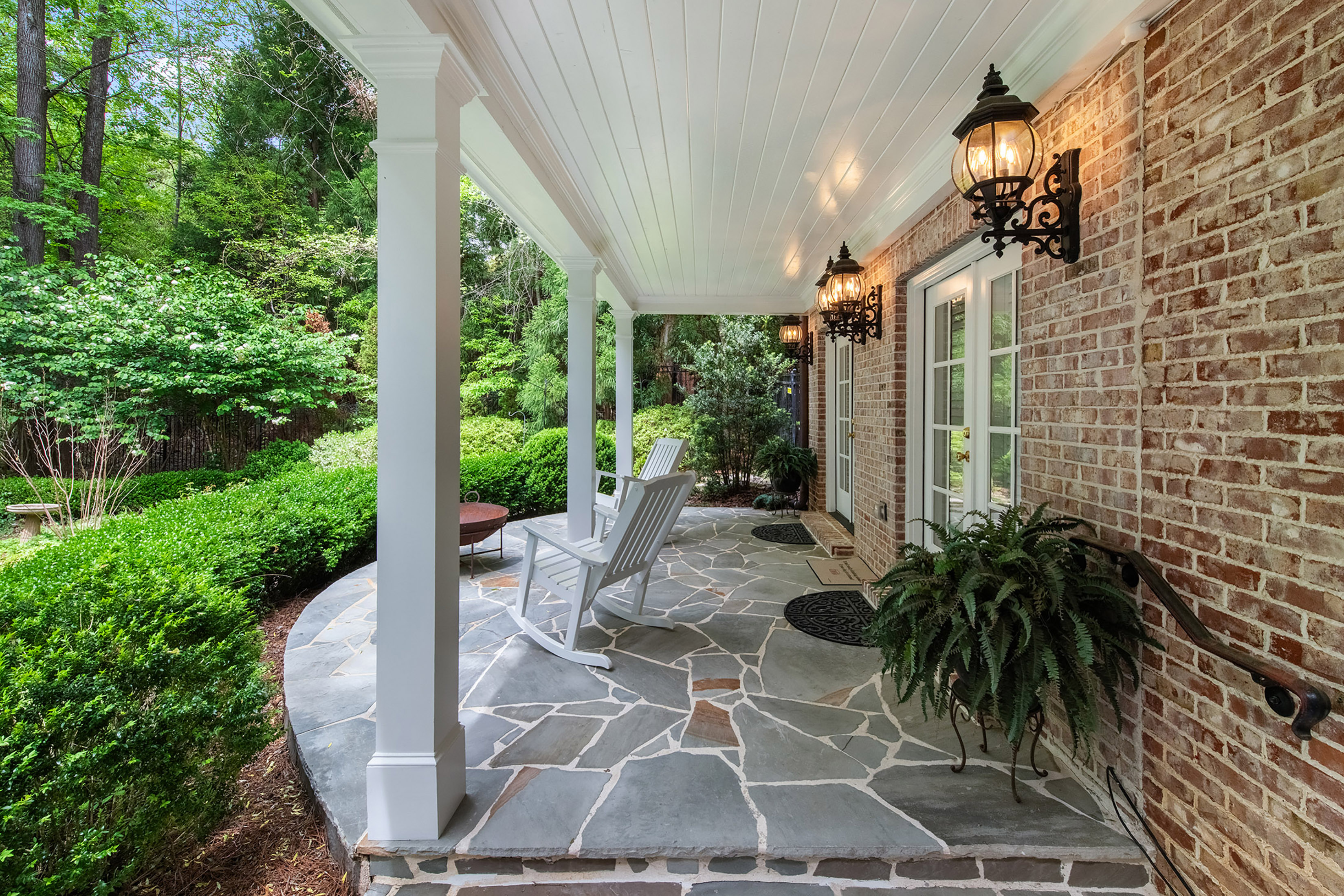  Magnificent Gated Vinings Estate Blends Elegance, Comfort and Lifestyle - 物件實景