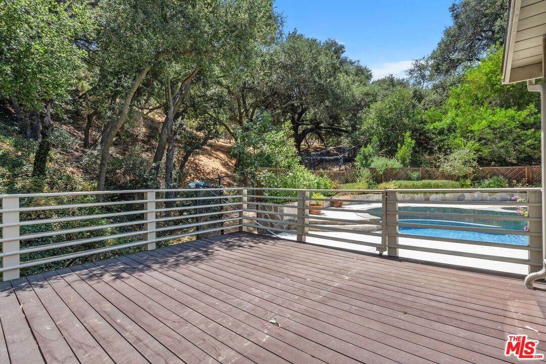 Calabasas, California, 91302, United States, 4 Bedrooms Bedrooms, ,3 BathroomsBathrooms,Residential,For Sale,1896554