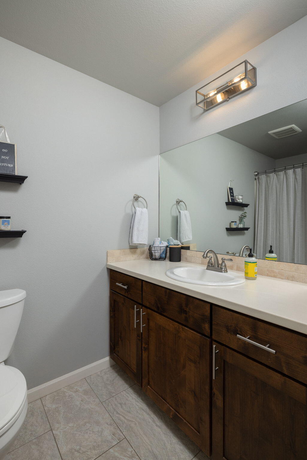 Bend, Oregon, 97707, United States, 3 Bedrooms Bedrooms, ,2 BathroomsBathrooms,Residential,For Sale,1847300