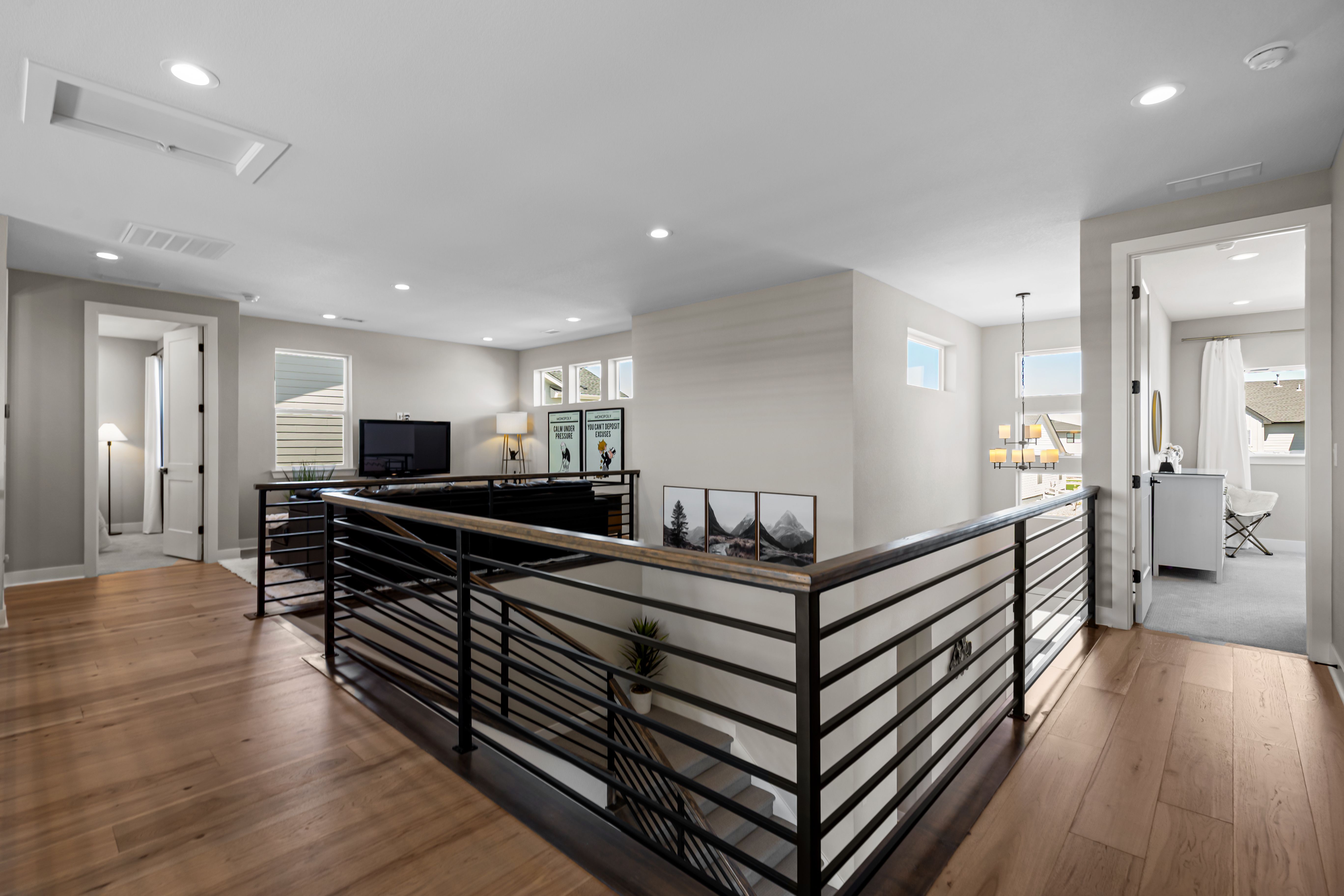  Skip the build time and step straight into 5932 Los Olivas Point - 物件實景