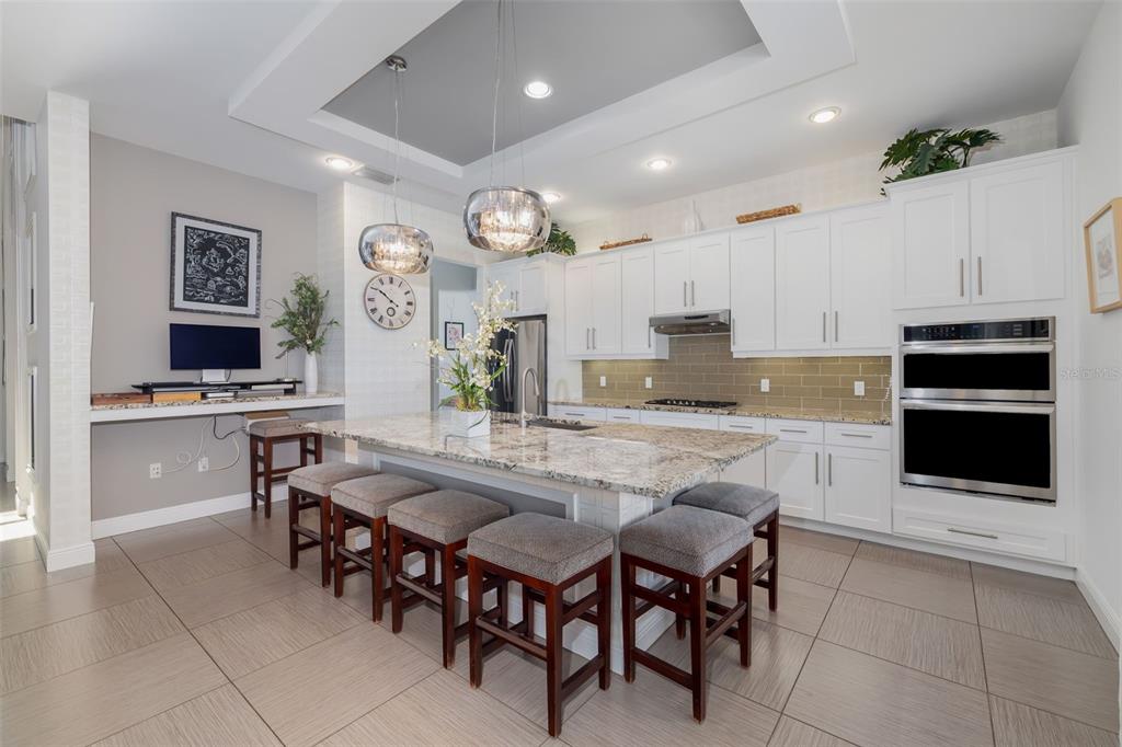Bradenton, Florida, 34212, United States, 4 Bedrooms Bedrooms, ,5 BathroomsBathrooms,Residential,For Sale,1856587