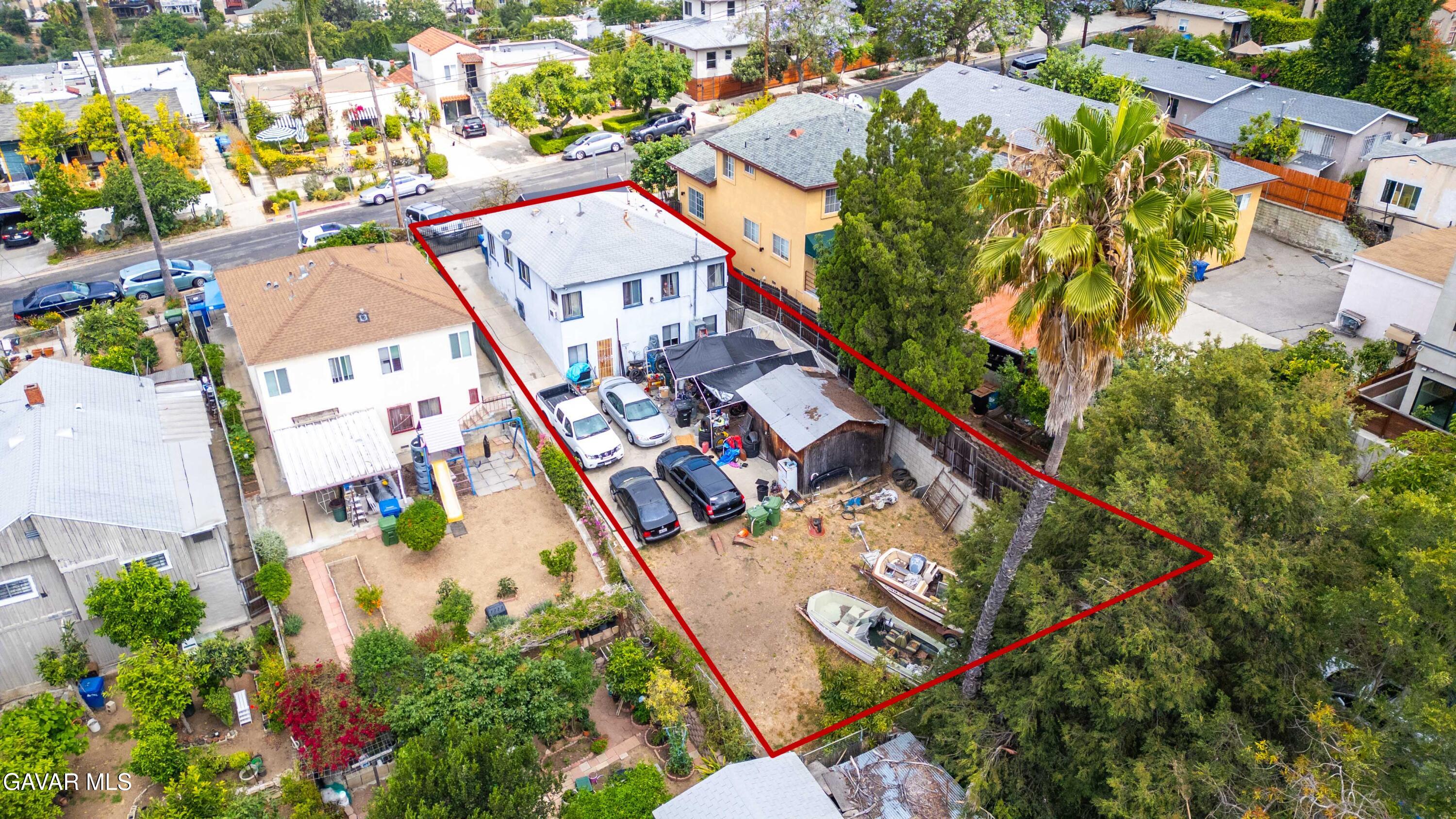 Los Angeles, California, 90026, United States, 4 Bedrooms Bedrooms, ,2 BathroomsBathrooms,Residential,For Sale,2048132