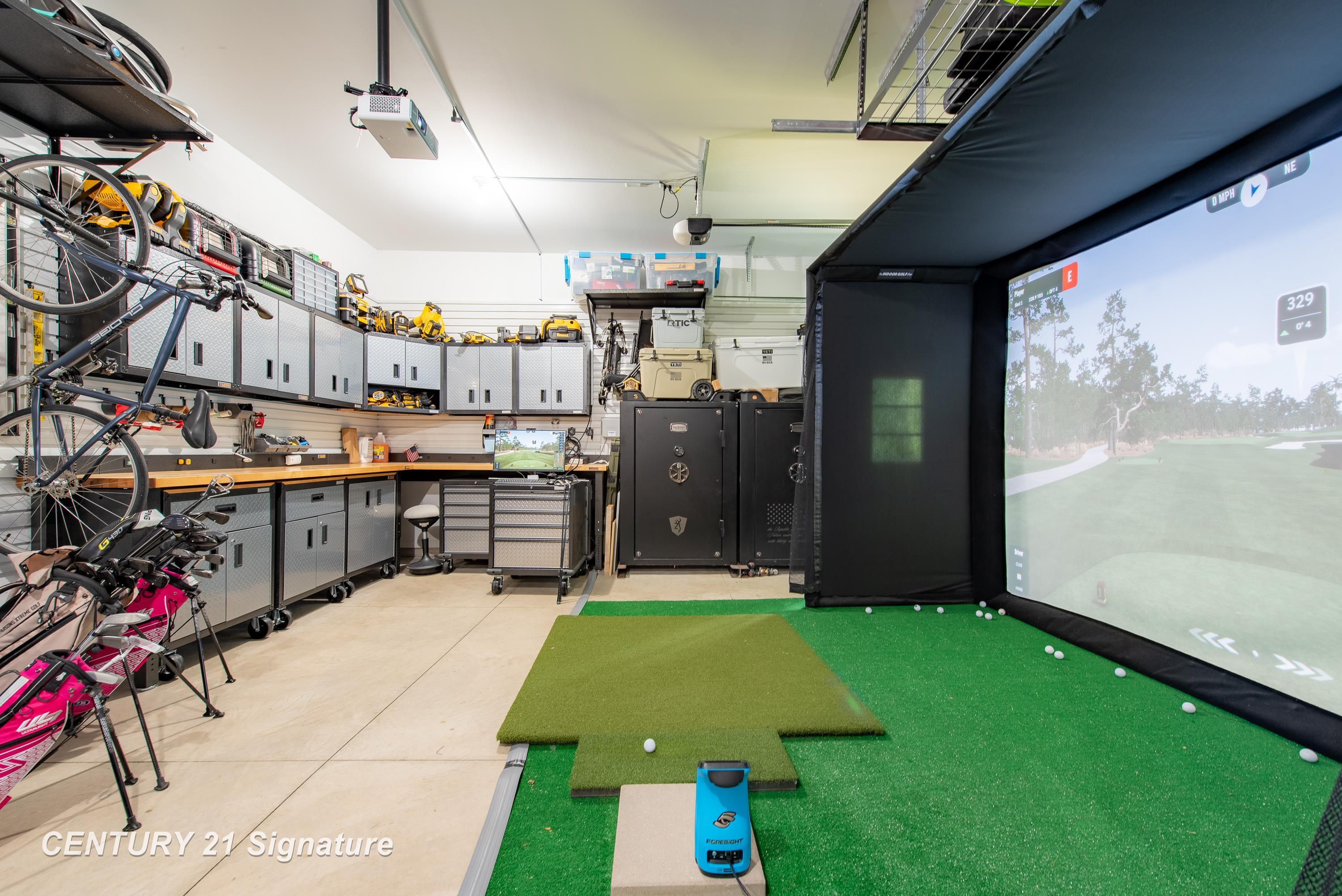 Midland, Michigan, 48642, United States, 4 Bedrooms Bedrooms, ,5 BathroomsBathrooms,Residential,For Sale,1975618