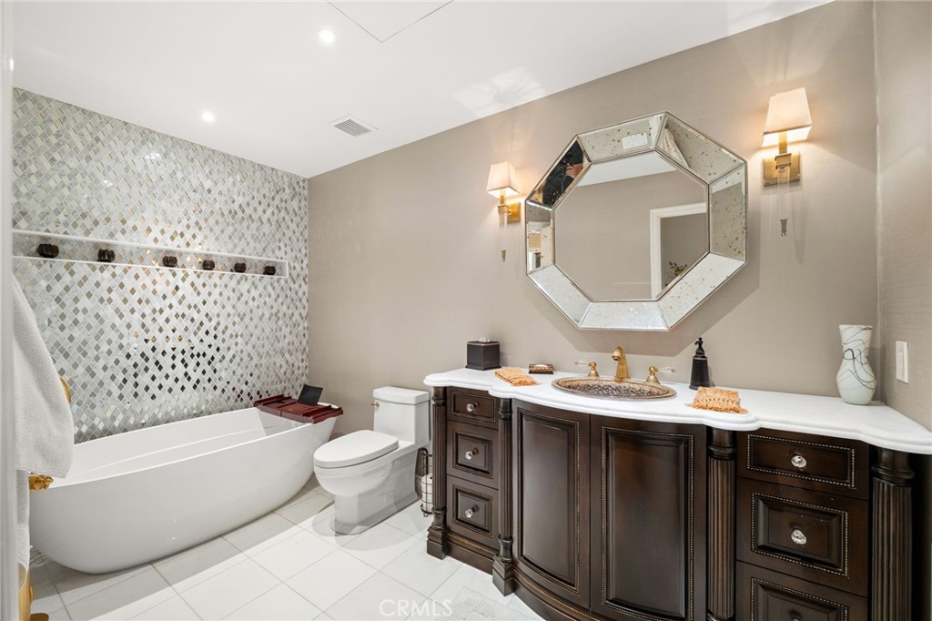 Upland, California, 91784, United States, 5 Bedrooms Bedrooms, ,6 BathroomsBathrooms,Residential,For Sale,2016582