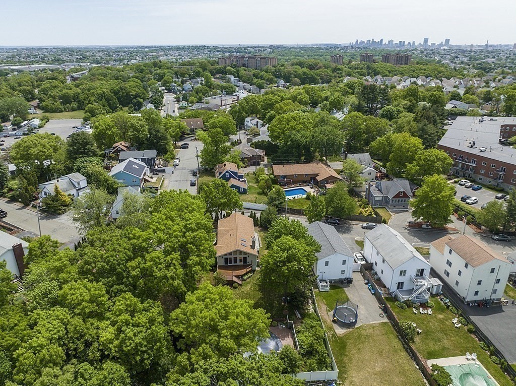 Malden, Massachusetts, 02148, United States, 3 Bedrooms Bedrooms, ,2 BathroomsBathrooms,Residential,For Sale,1938080