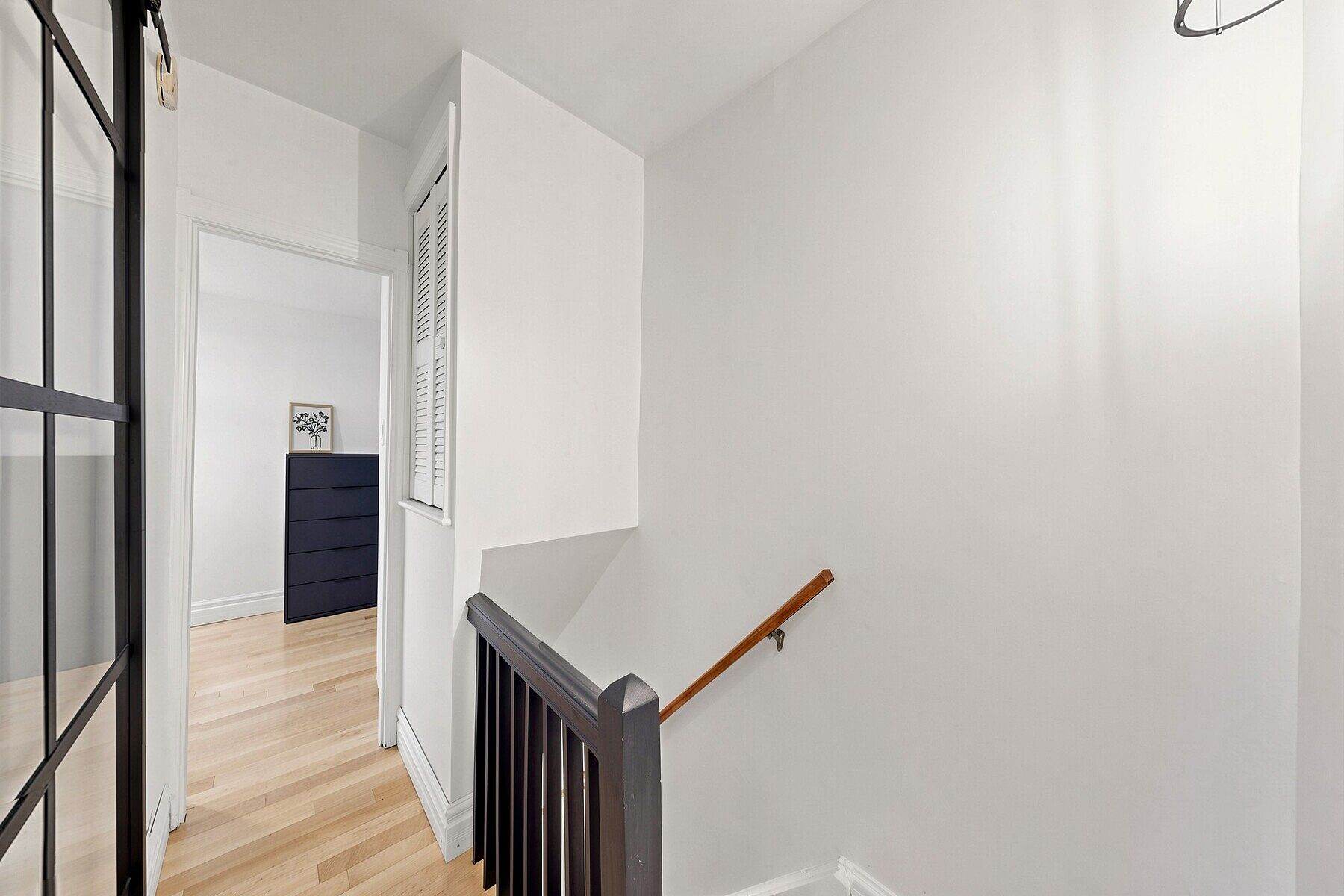  Updated Two-Storey Home - 物件實景