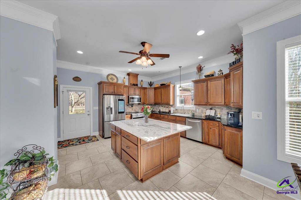 Fort Valley, Georgia, 31030, United States, 4 Bedrooms Bedrooms, ,4 BathroomsBathrooms,Residential,For Sale,2015347