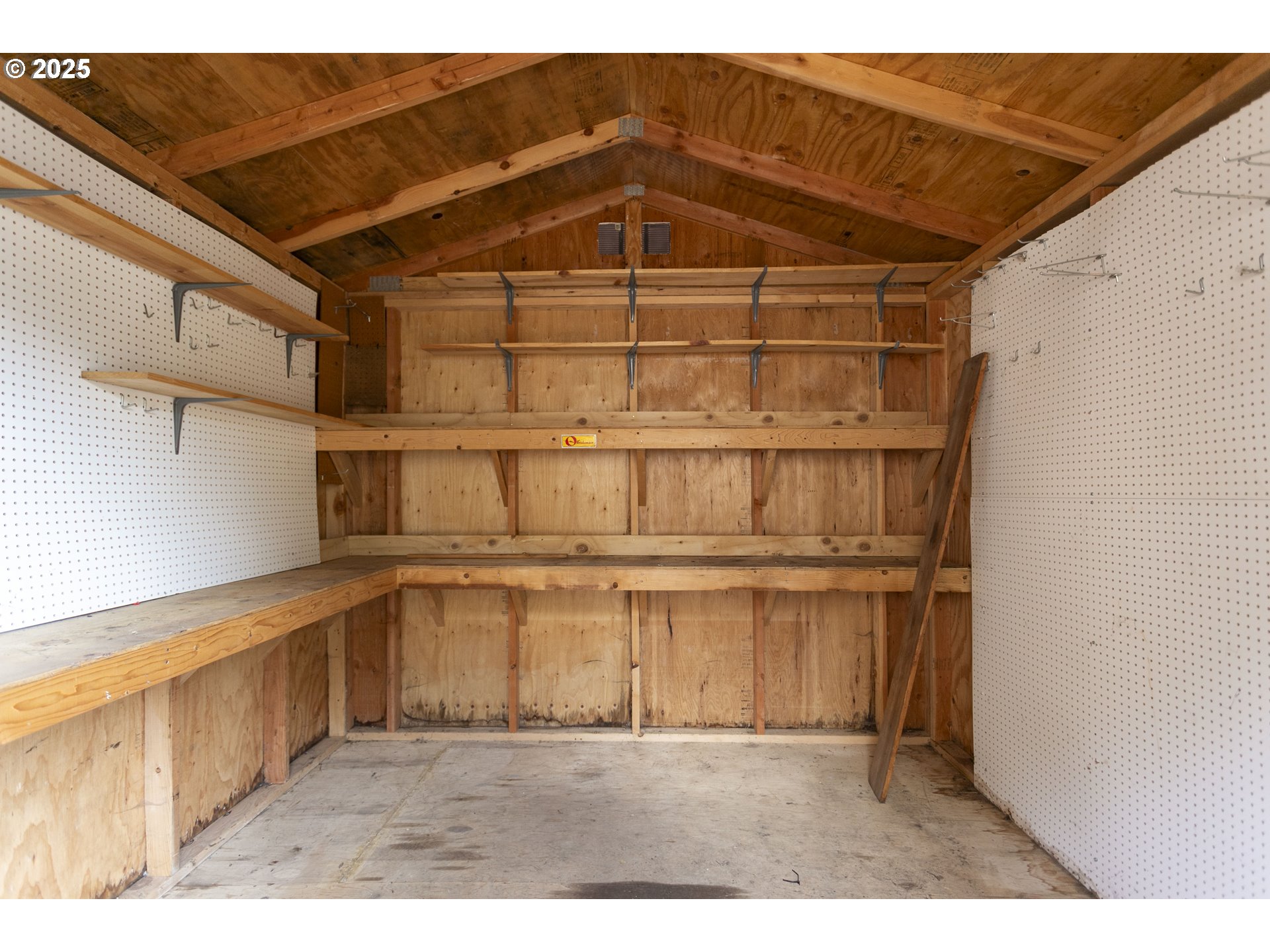 Vancouver, Washington, 98663, United States, 3 Bedrooms Bedrooms, ,1 BathroomBathrooms,Residential,For Sale,1911249