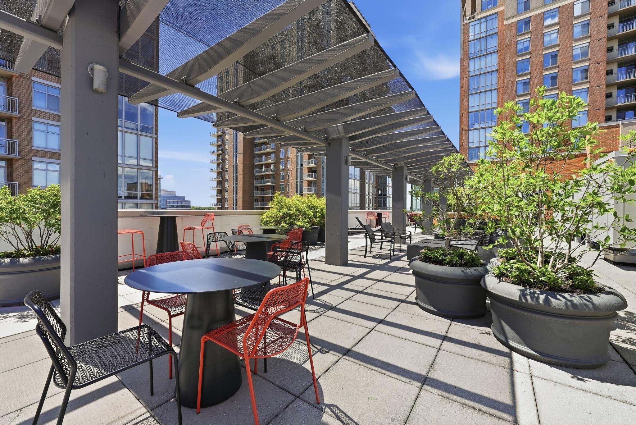  12025 New Dominion Parkway, Reston, VA, 20190 - 物件實景