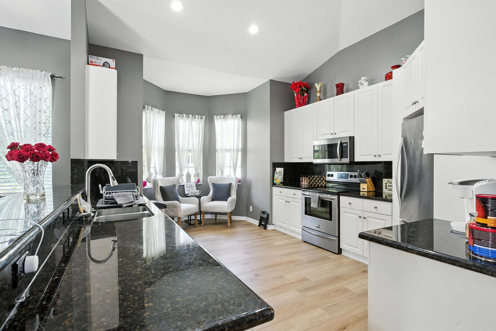 West Palm Beach, Florida, 33411, United States, 2 Bedrooms Bedrooms, ,2 BathroomsBathrooms,Residential,For Sale,1907135