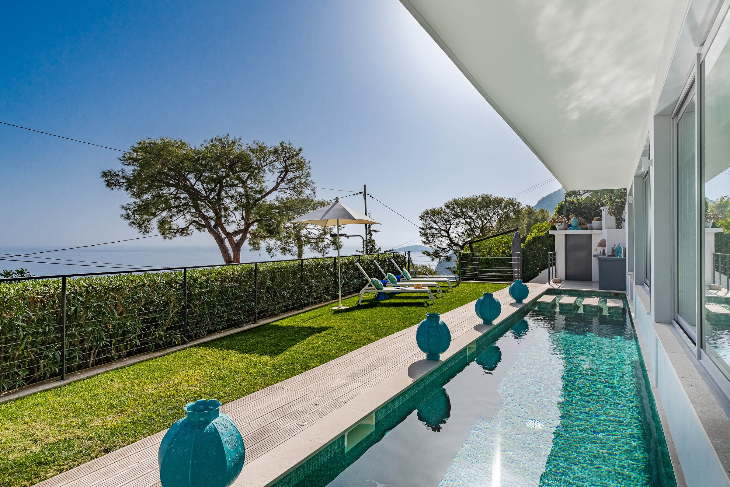  Eze-bord-de-mer - Modern villa with panoramic sea view. - 物件實景