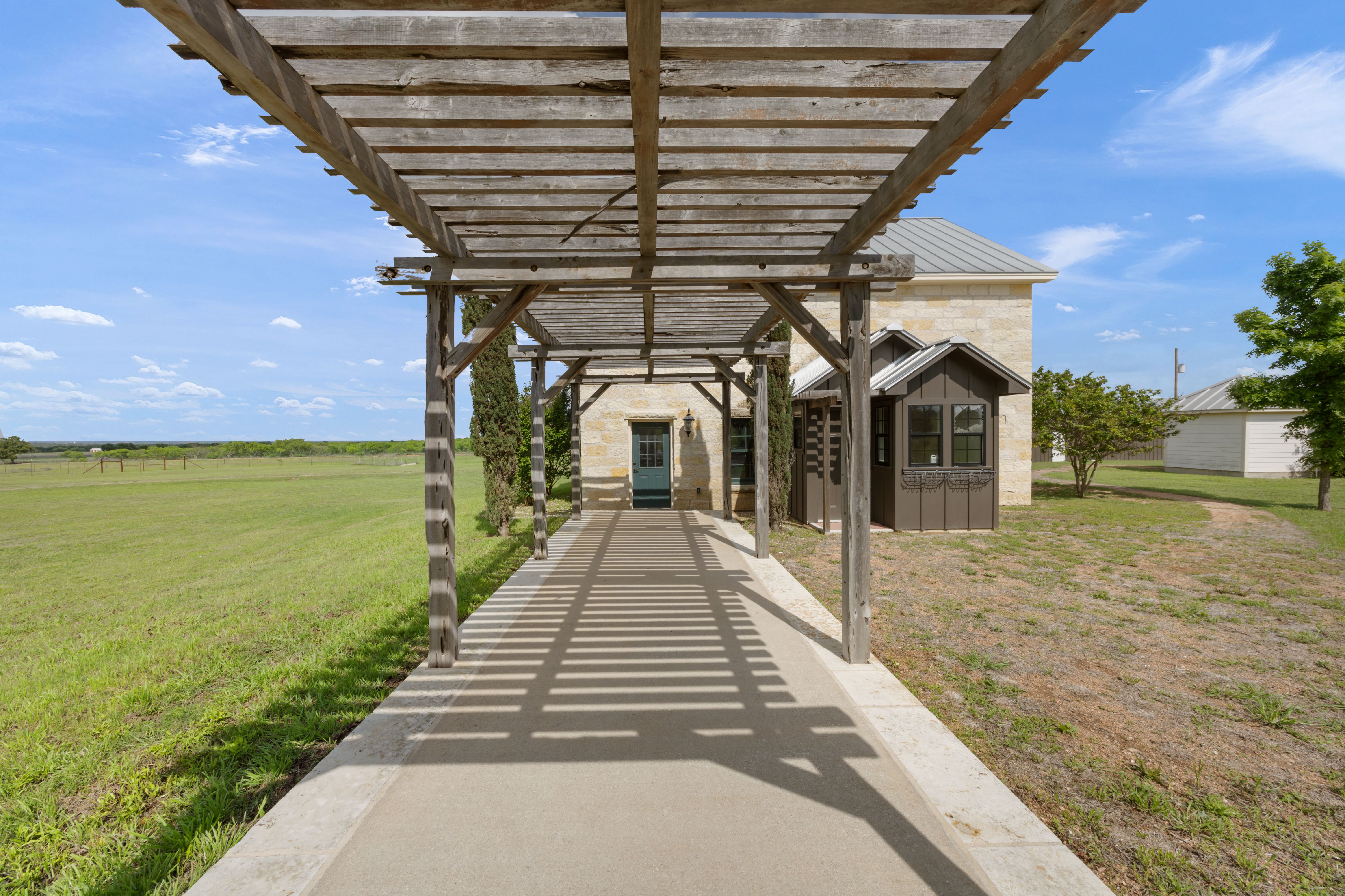  466 German Lane, Fredericksburg, TX 78624 - 物件實景