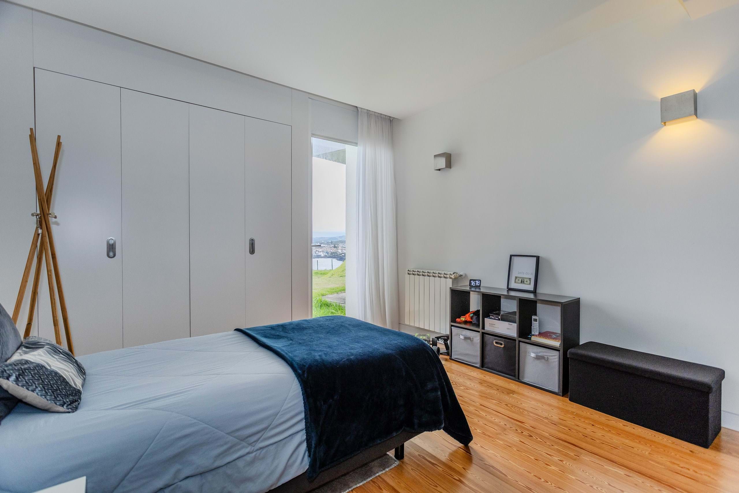 Ponta Delgada, Ilha de São Miguel, 9560-501, PT, 3 Bedrooms Bedrooms, ,4 BathroomsBathrooms,Residential,For Sale,1826448