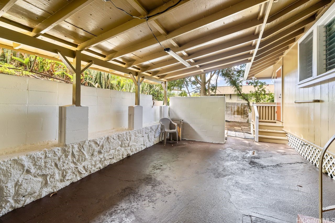 Honolulu, Hawaii, 96822, United States, 6 Bedrooms Bedrooms, ,4 BathroomsBathrooms,Residential,For Sale,1805040