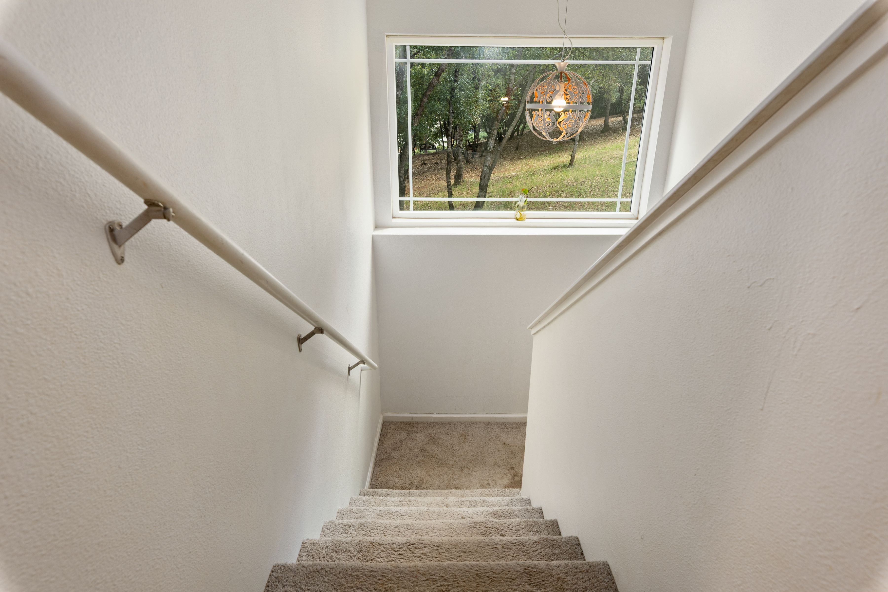  9289 Hoopa Drive - 物件實景