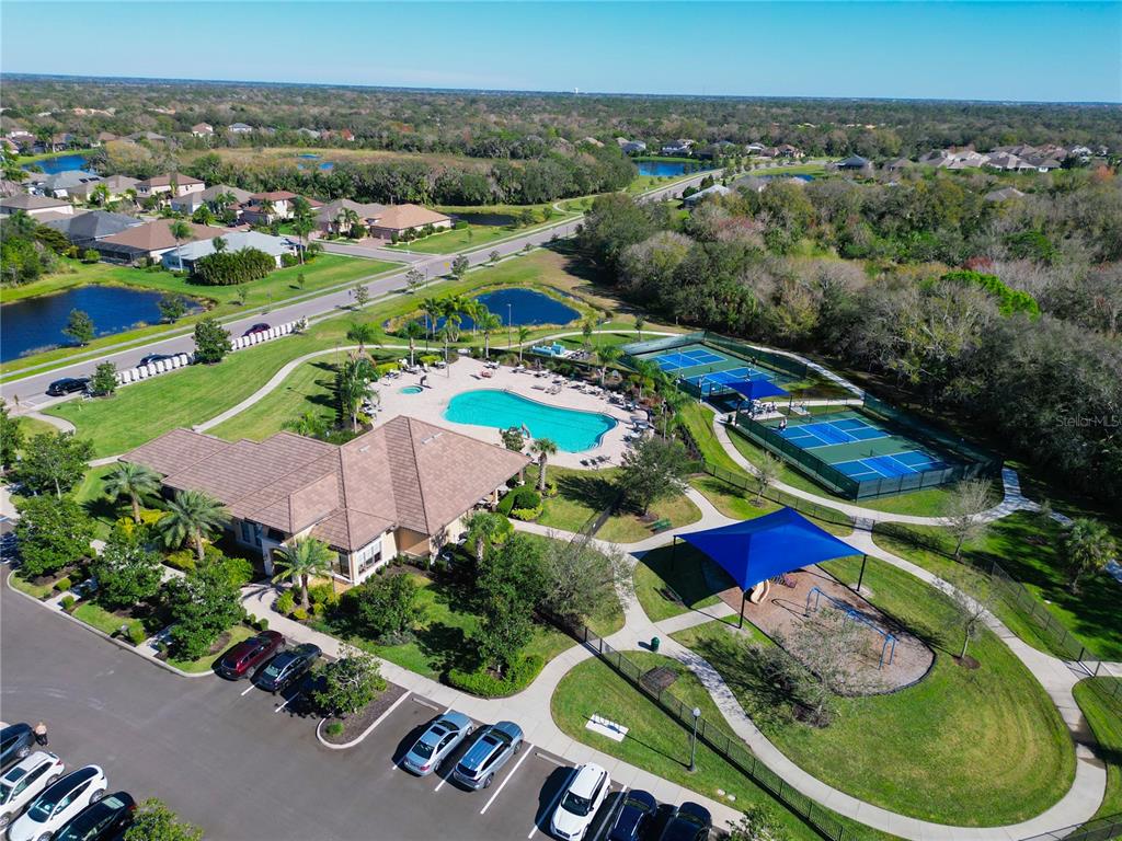 Bradenton, Florida, 34212, United States, 5 Bedrooms Bedrooms, ,3 BathroomsBathrooms,Residential,For Sale,1897819