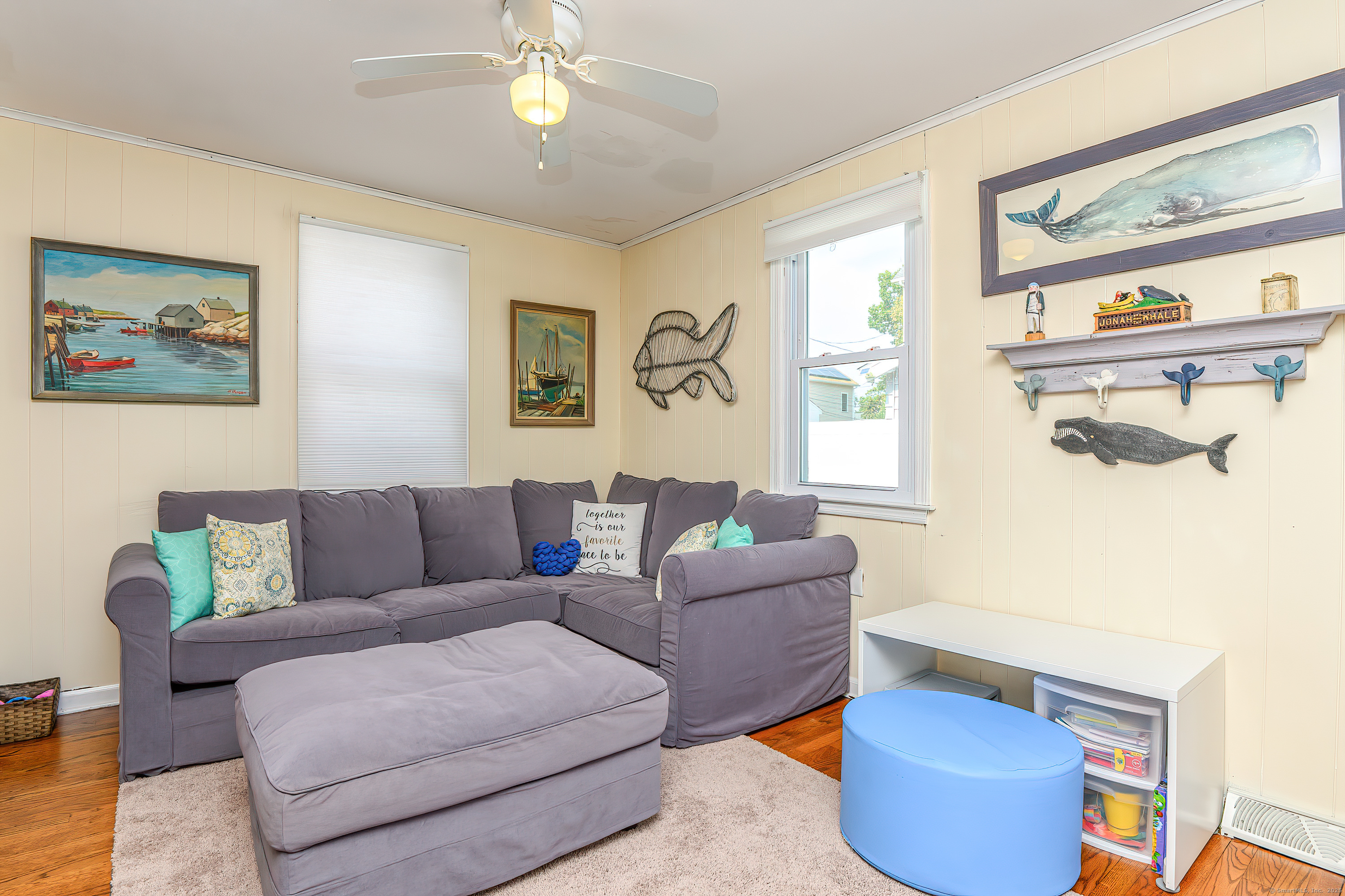 Milford, Connecticut, 06460, United States, 3 Bedrooms Bedrooms, ,2 BathroomsBathrooms,Residential,For Sale,1942157