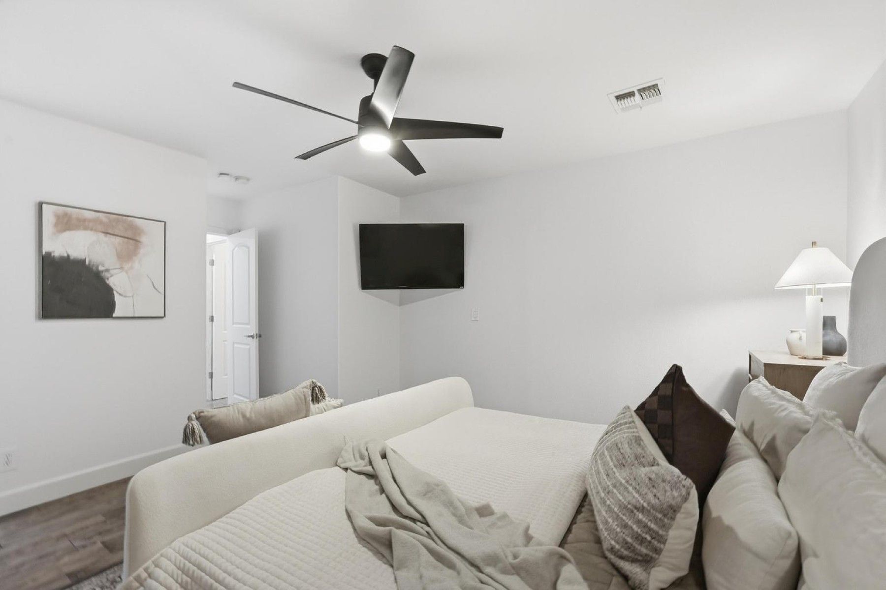  2266 E Willis Rd  Gilbert, AZ - 物件實景