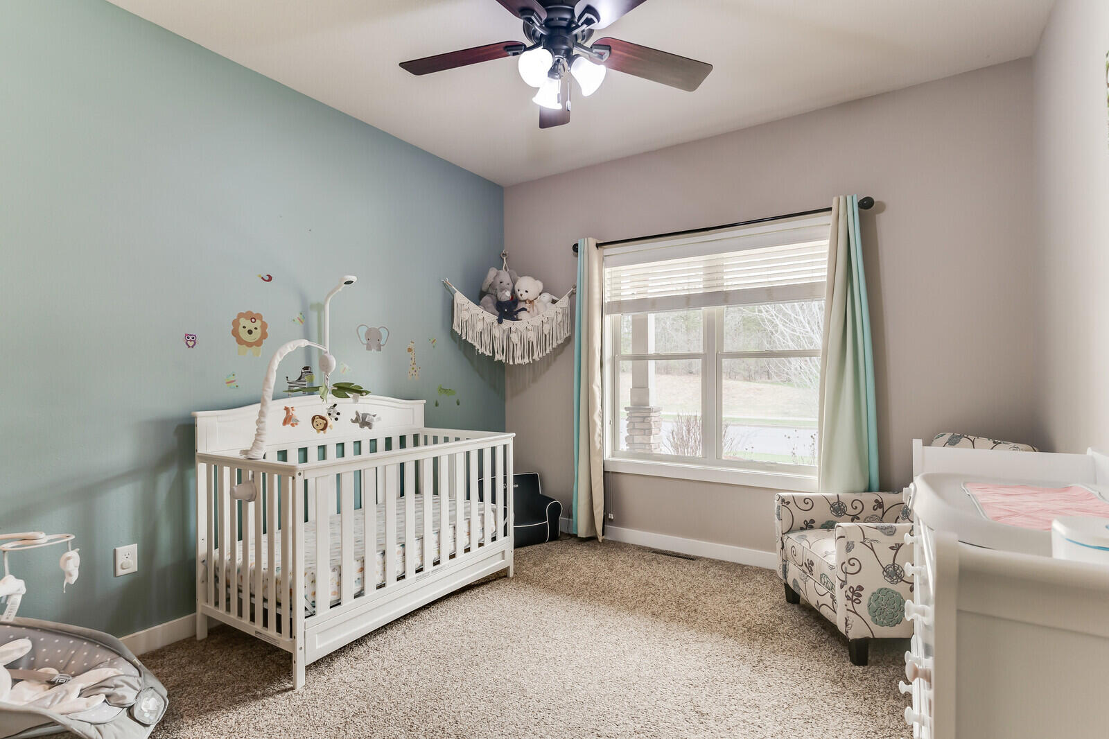 Onalaska, Wisconsin, 54650, United States, 3 Bedrooms Bedrooms, ,3 BathroomsBathrooms,Residential,For Sale,2037961