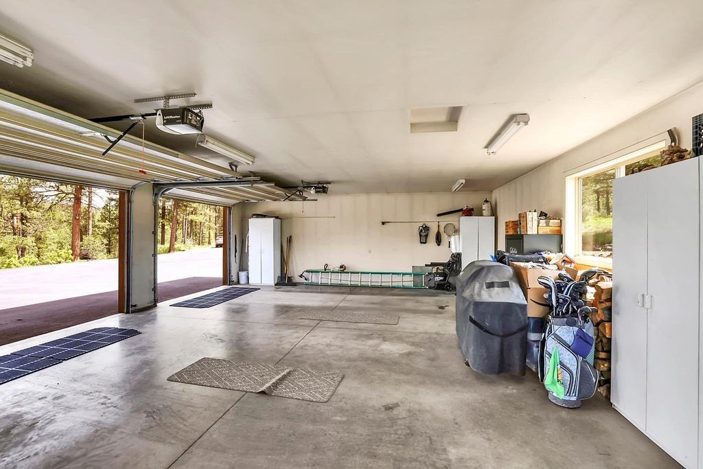 New Meadows, Idaho, 83654, United States, 3 Bedrooms Bedrooms, ,1 BathroomBathrooms,Residential,For Sale,1846350