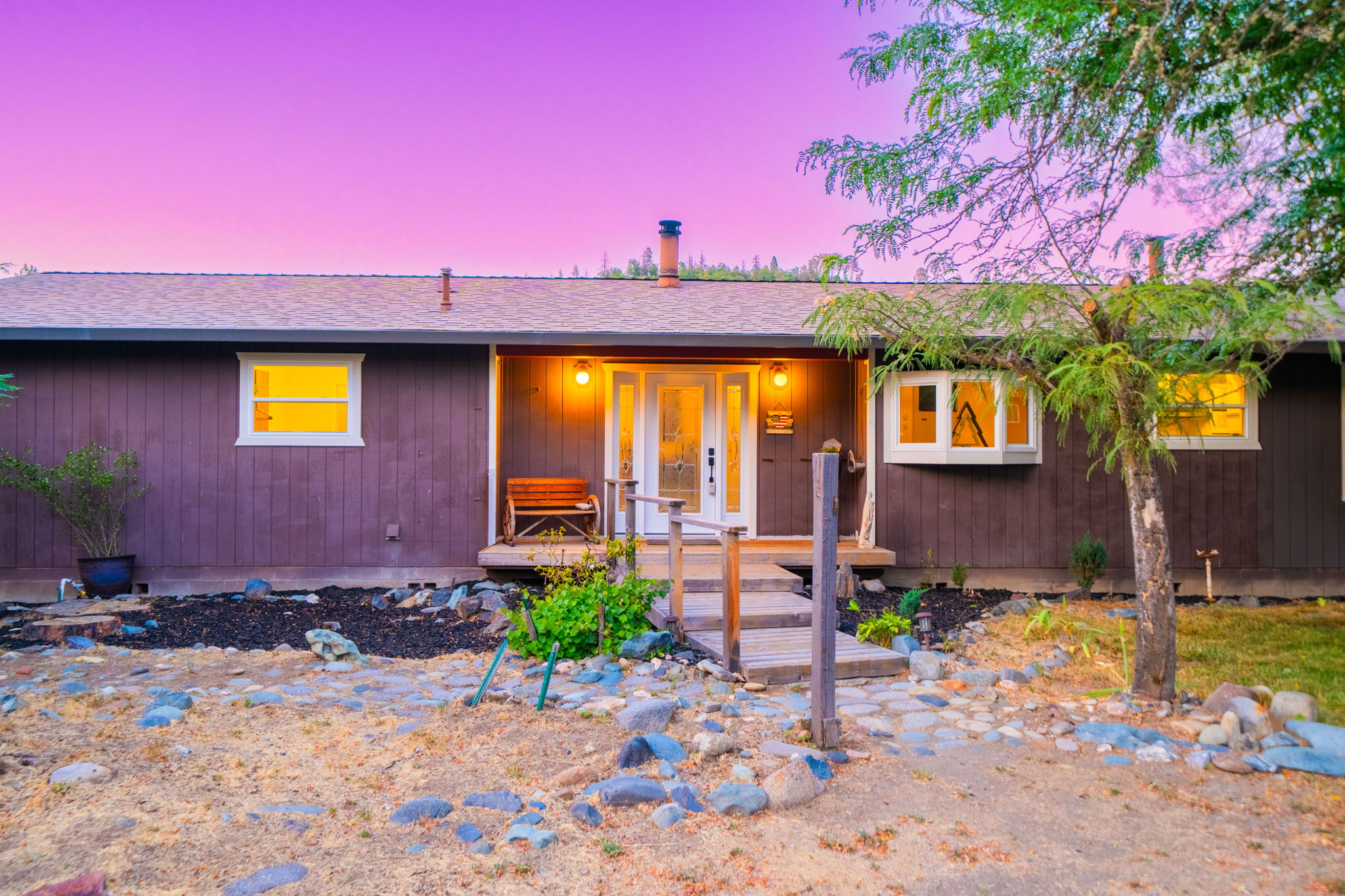 Lewiston, California, 96052, United States, 3 Bedrooms Bedrooms, ,3 BathroomsBathrooms,Residential,For Sale,1937334