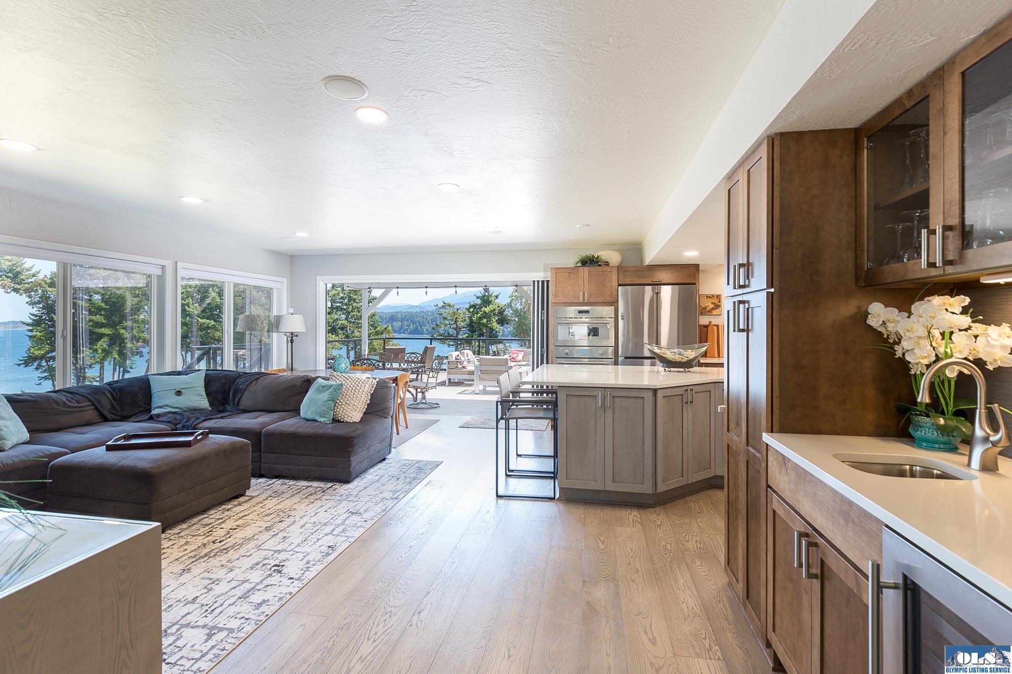 Port Angeles, Washington, 98363, United States, 4 Bedrooms Bedrooms, ,5 BathroomsBathrooms,Residential,For Sale,1905909