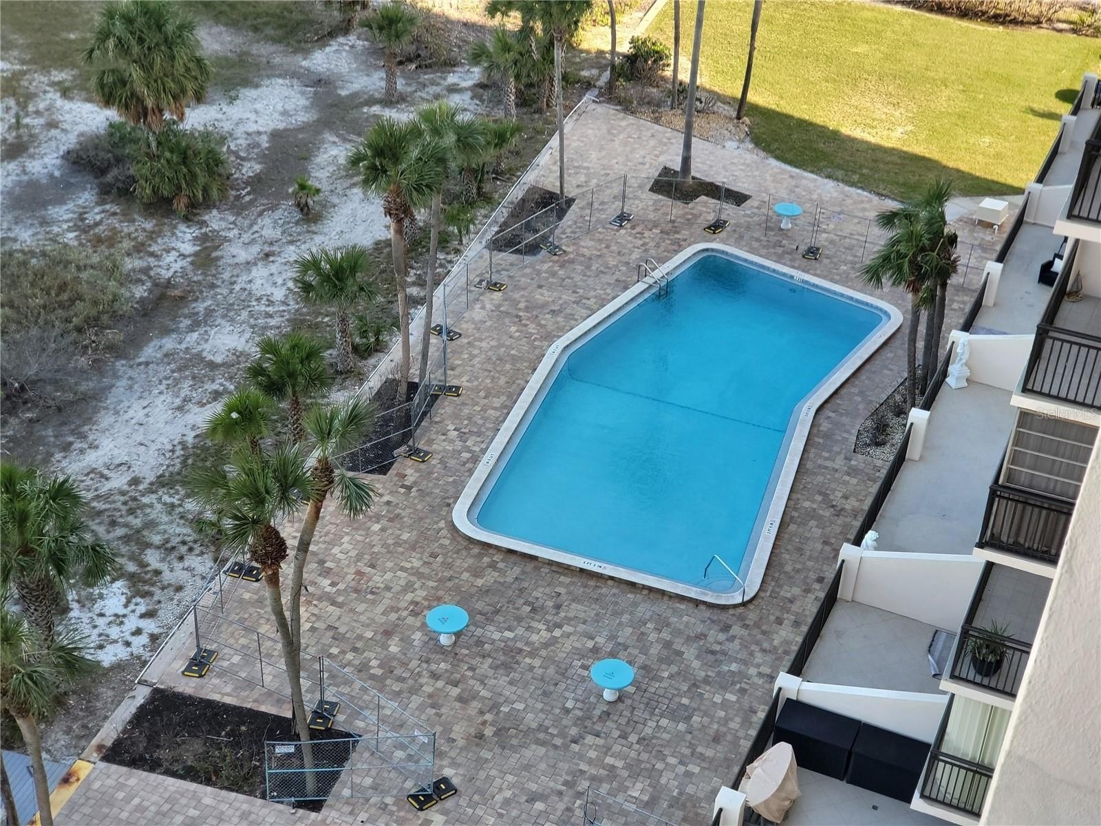 CLEARWATER BEACH, Florida, 33767, United States, 2 Bedrooms Bedrooms, ,2 BathroomsBathrooms,Residential,For Sale,1982675