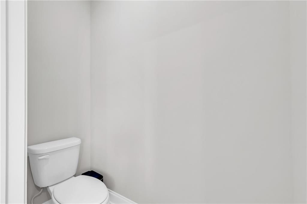 Villa Rica, Georgia, 30180, United States, 5 Bedrooms Bedrooms, ,4 BathroomsBathrooms,Residential,For Sale,1983634