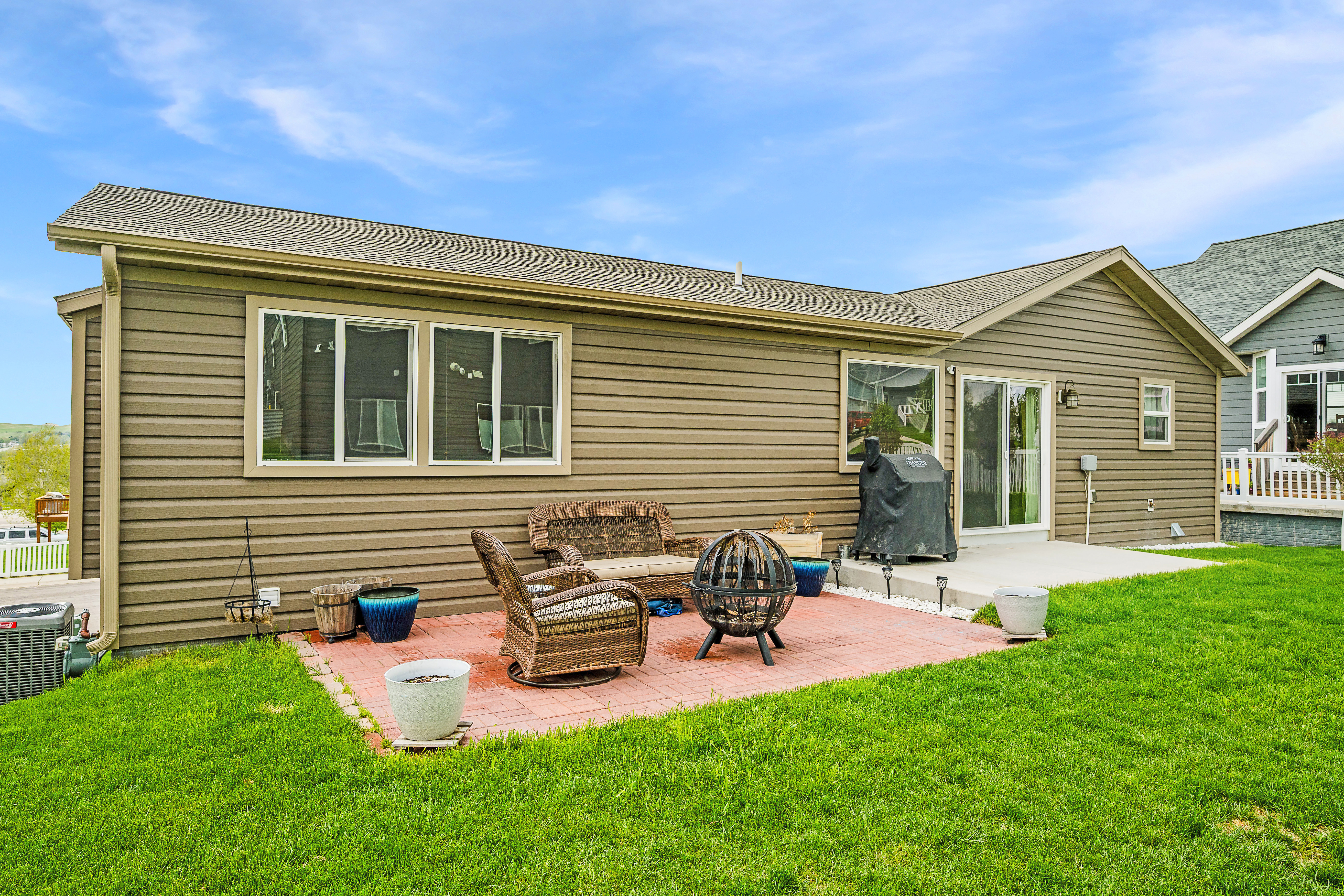 Sheridan, Wyoming, 82801, United States, 4 Bedrooms Bedrooms, ,3 BathroomsBathrooms,Residential,For Sale,1935181