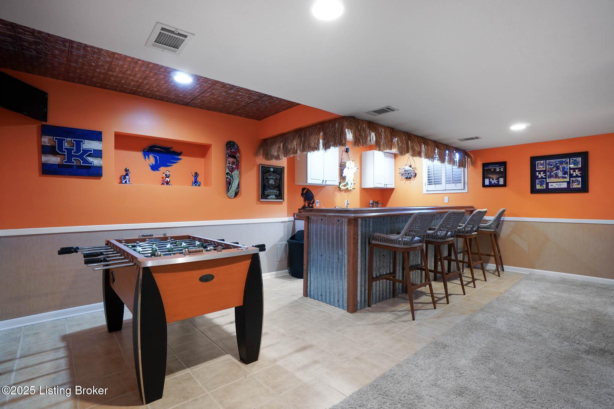 Louisville, Kentucky, 40299, United States, 3 Bedrooms Bedrooms, ,4 BathroomsBathrooms,Residential,For Sale,2000684