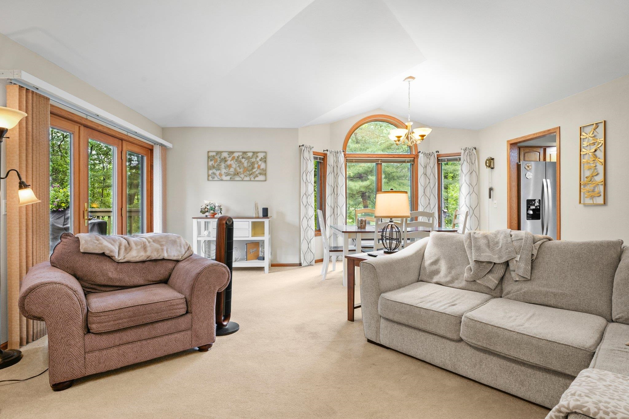 Spring Green, Wisconsin, 53588, United States, 4 Bedrooms Bedrooms, ,3 BathroomsBathrooms,Residential,For Sale,1930492