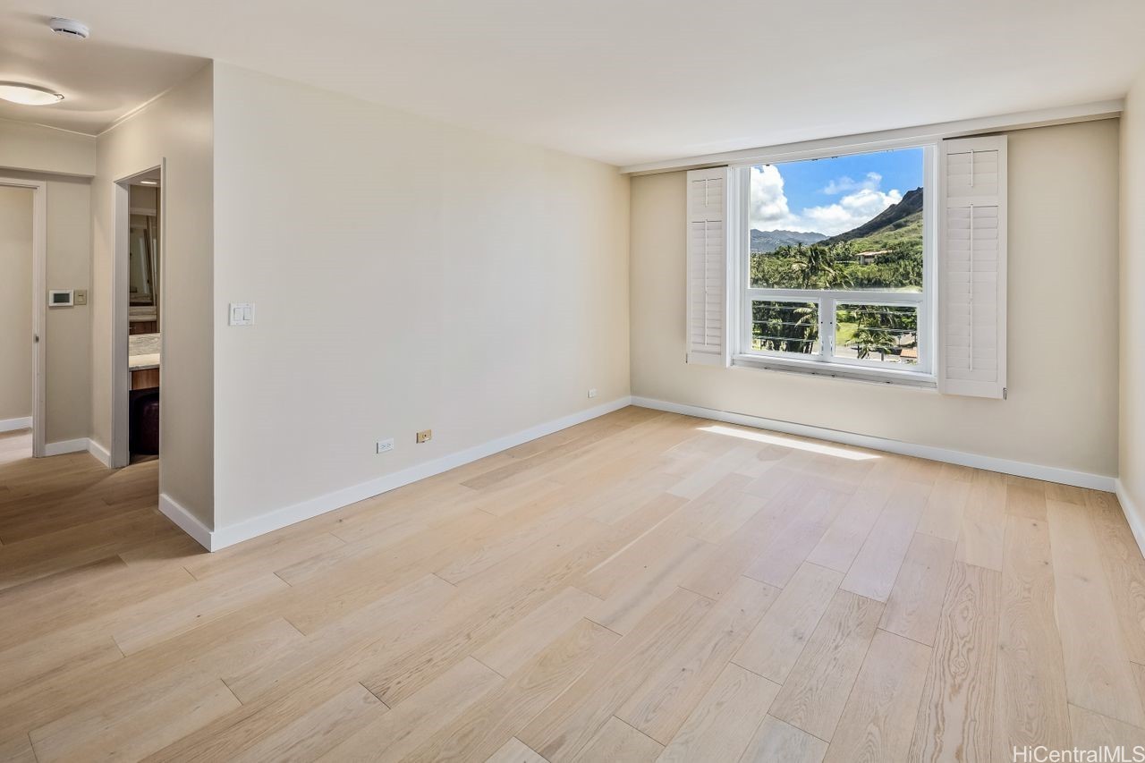 Honolulu, Hawaii, 96815, United States, 2 Bedrooms Bedrooms, ,2 BathroomsBathrooms,Residential,For Sale,1836877