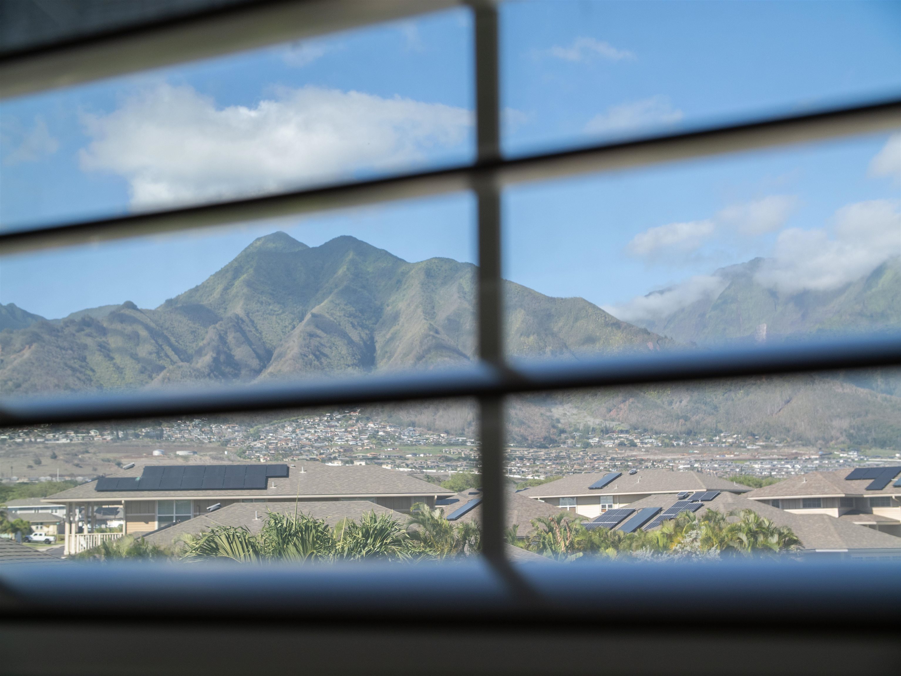 Kahului, Hawaii, 96732, United States, 5 Bedrooms Bedrooms, ,4 BathroomsBathrooms,Residential,For Sale,1999655