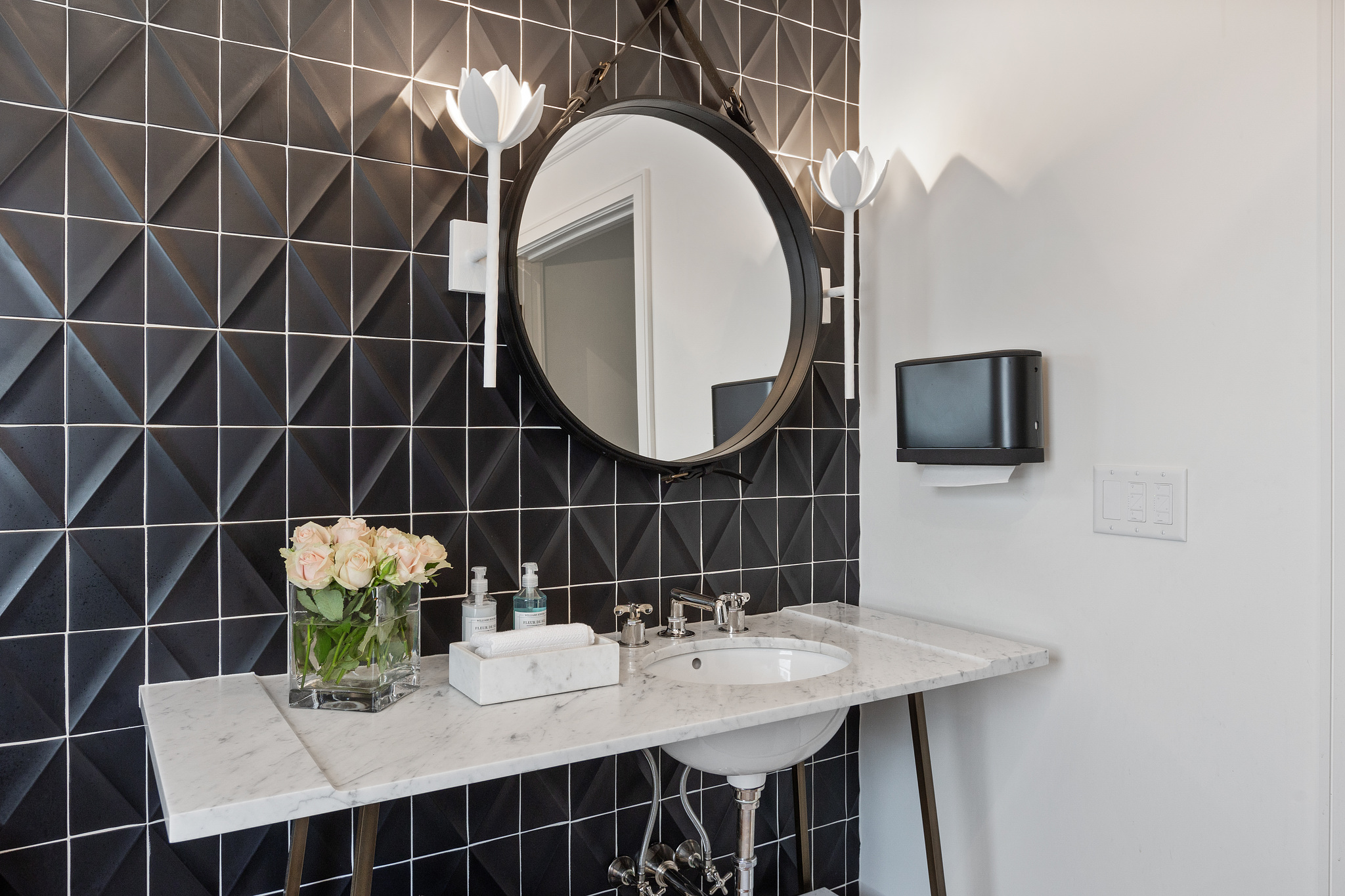  369 W Napa Street - 物件實景