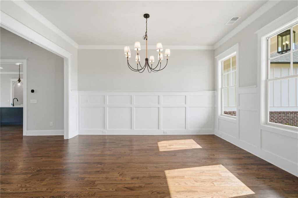 Gainesville, Georgia, 30506, United States, 5 Bedrooms Bedrooms, ,7 BathroomsBathrooms,Residential,For Sale,1996657