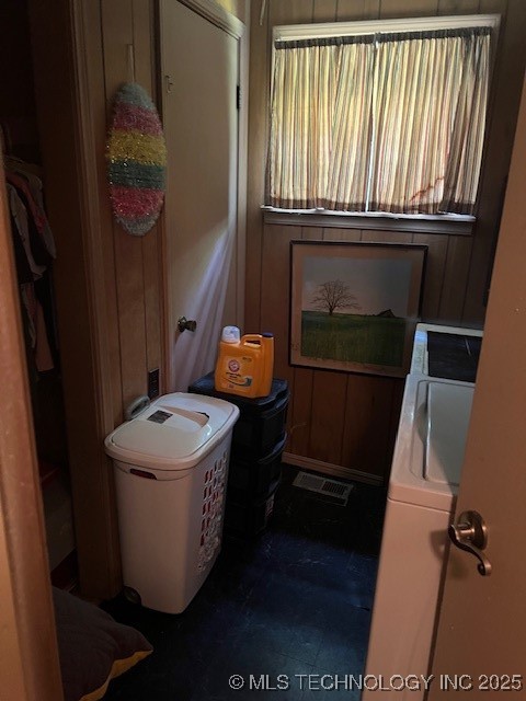 Muskogee, Oklahoma, 74401, United States, 2 Bedrooms Bedrooms, ,2 BathroomsBathrooms,Residential,For Sale,1856876