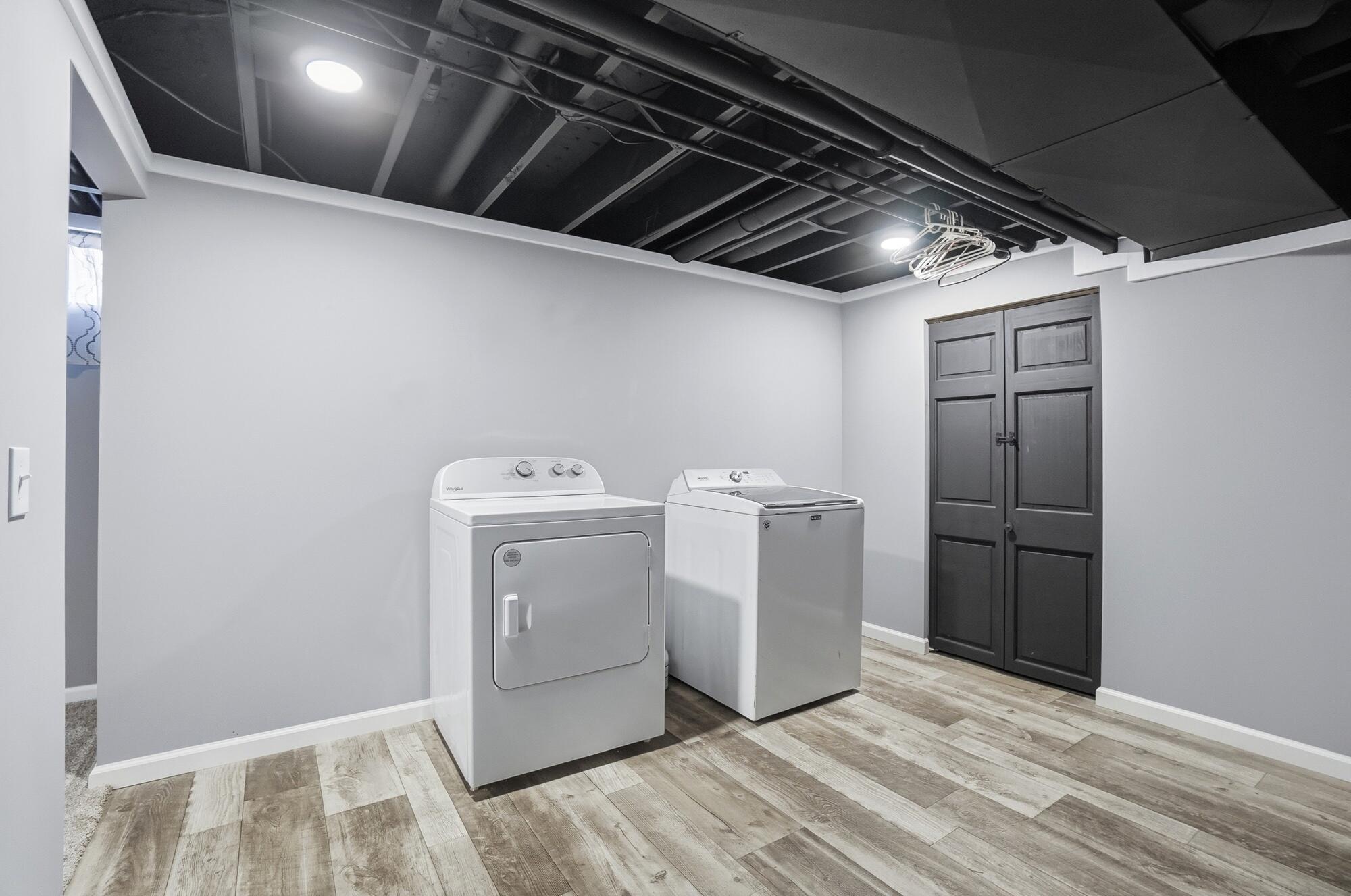 Springfield, Ohio, 45504, United States, 5 Bedrooms Bedrooms, ,3 BathroomsBathrooms,Residential,For Sale,1998267