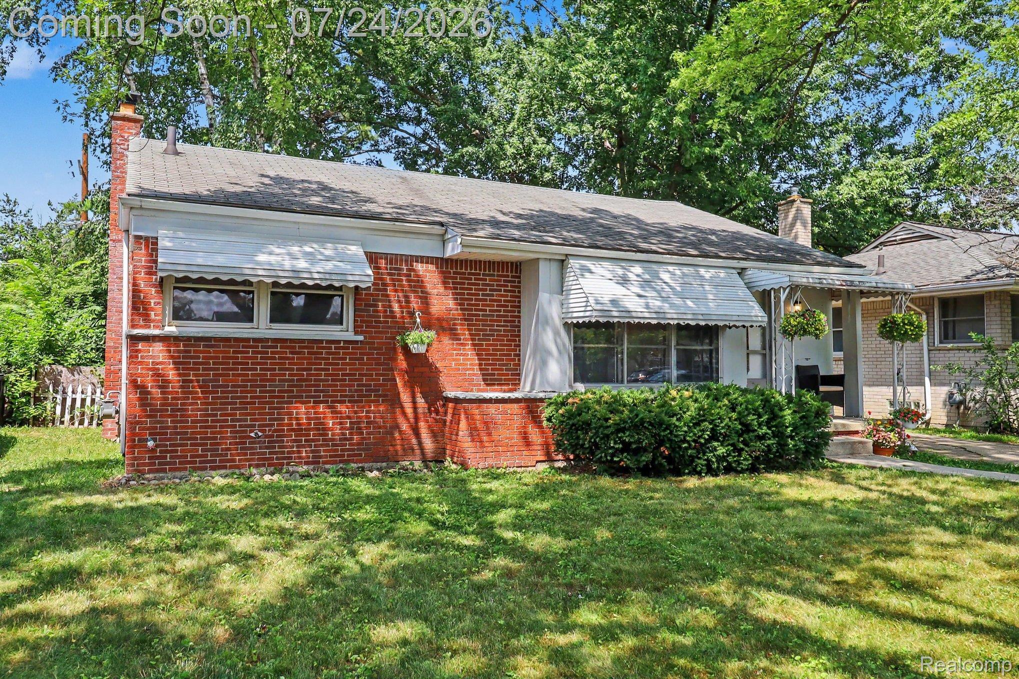 Denby , Redford, MI 48240 #1