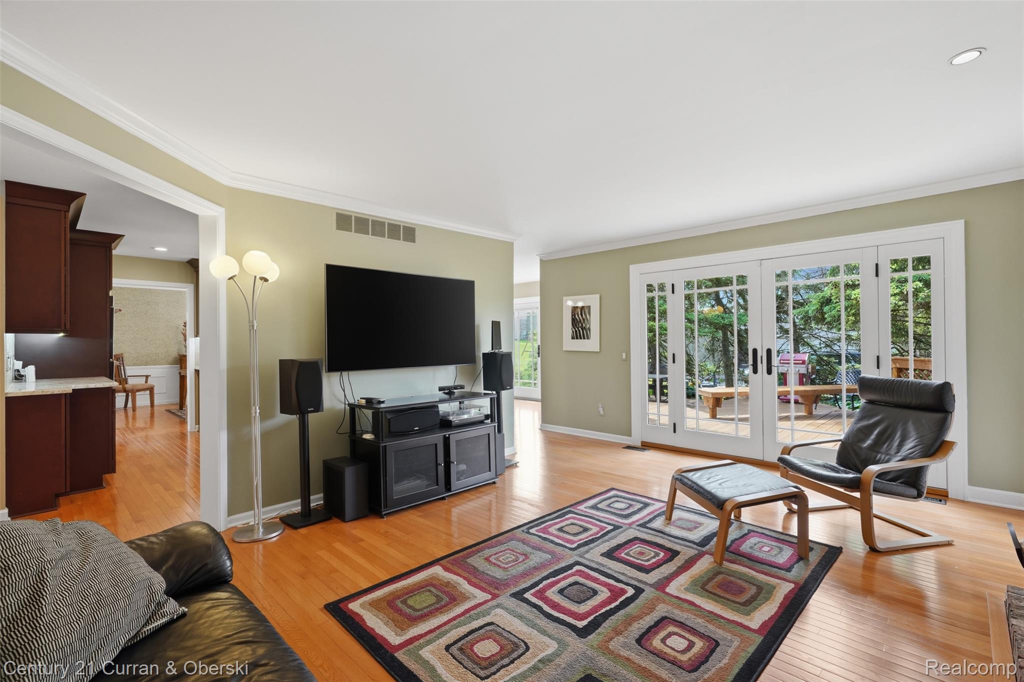 Farmington Hills, Michigan, 48331, United States, 4 Bedrooms Bedrooms, ,4 BathroomsBathrooms,Residential,For Sale,2048985