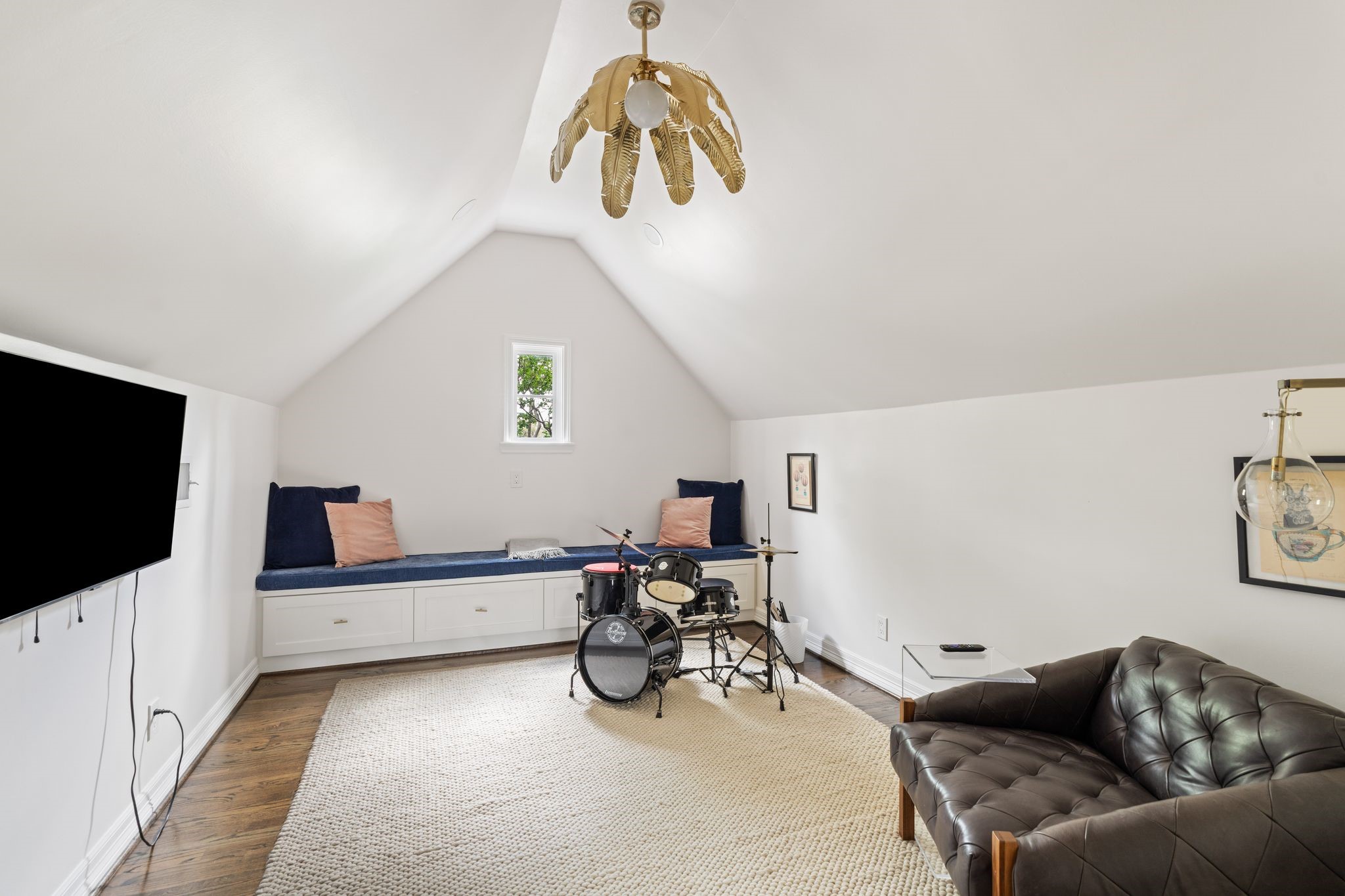  2105 Pelham Drive - 物件實景