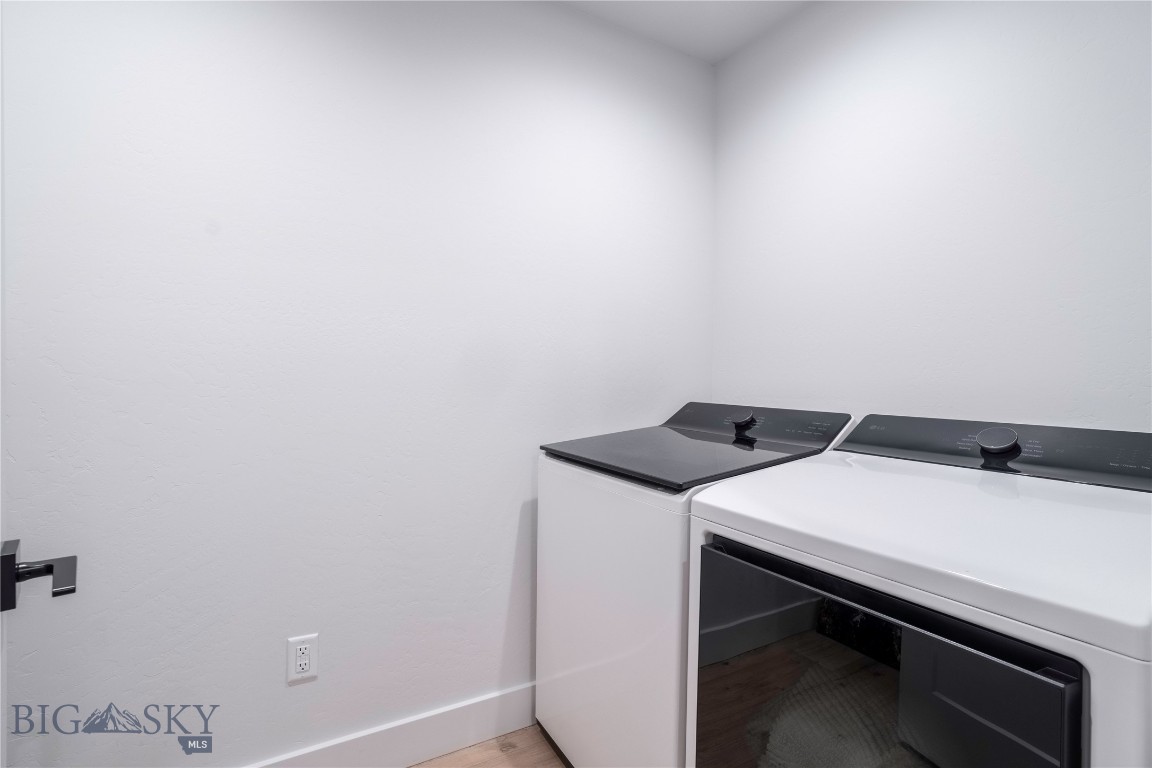 Bozeman, Montana, 59718, United States, 3 Bedrooms Bedrooms, ,2 BathroomsBathrooms,Residential,For Sale,1998833