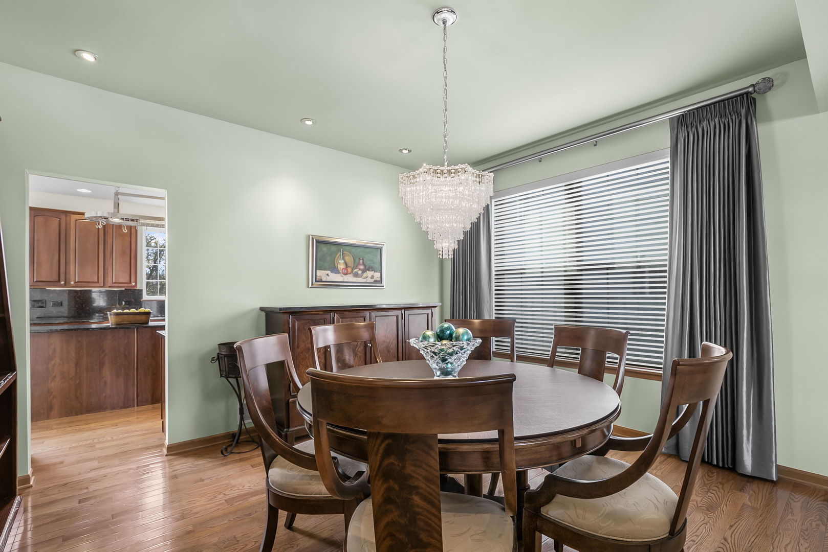 Antioch, Illinois, 60002, United States, 4 Bedrooms Bedrooms, ,4 BathroomsBathrooms,Residential,For Sale,1988029