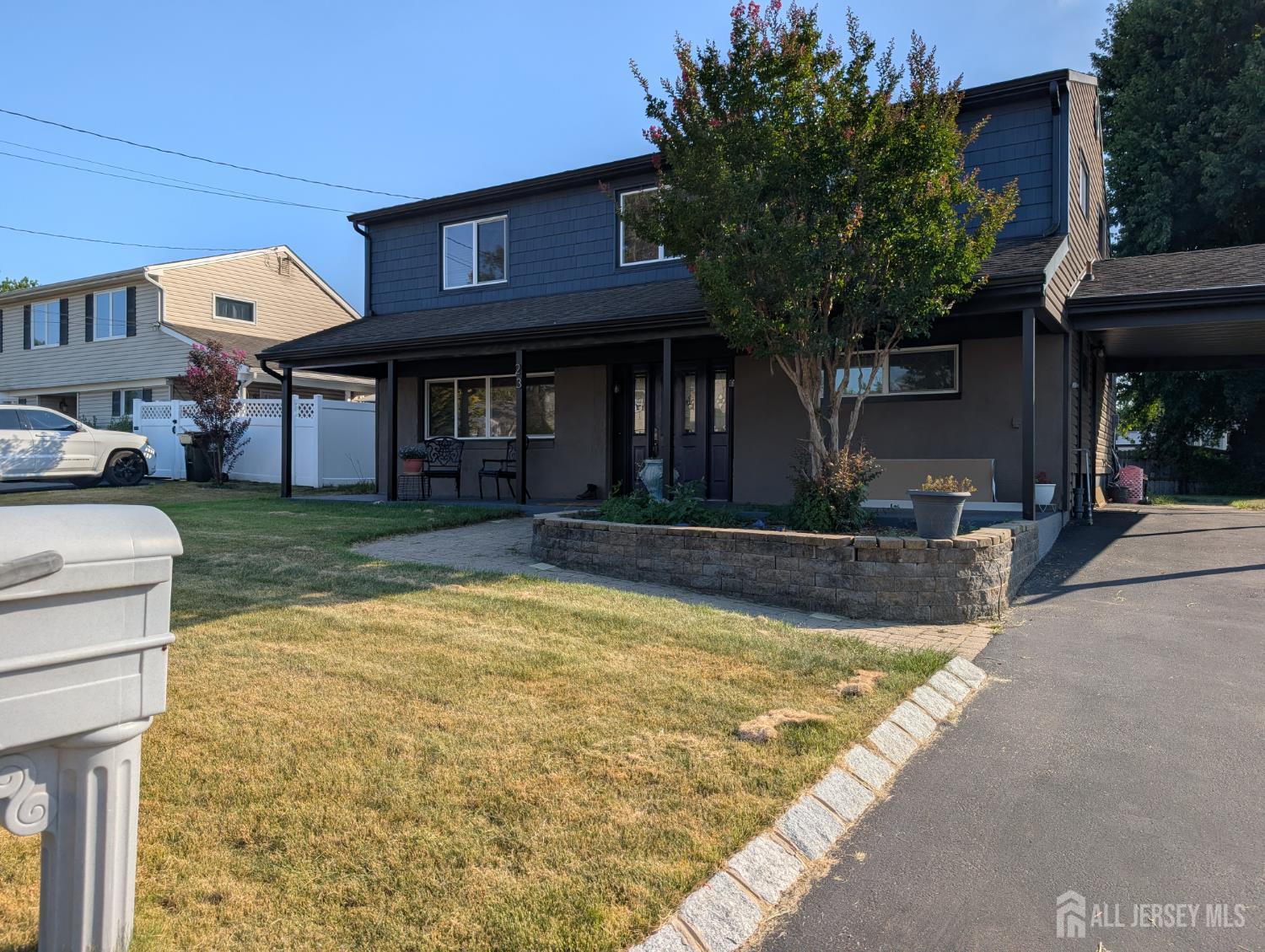 Old Bridge, New Jersey, 08857, United States, 3 Bedrooms Bedrooms, ,2 BathroomsBathrooms,Residential,For Sale,1849014